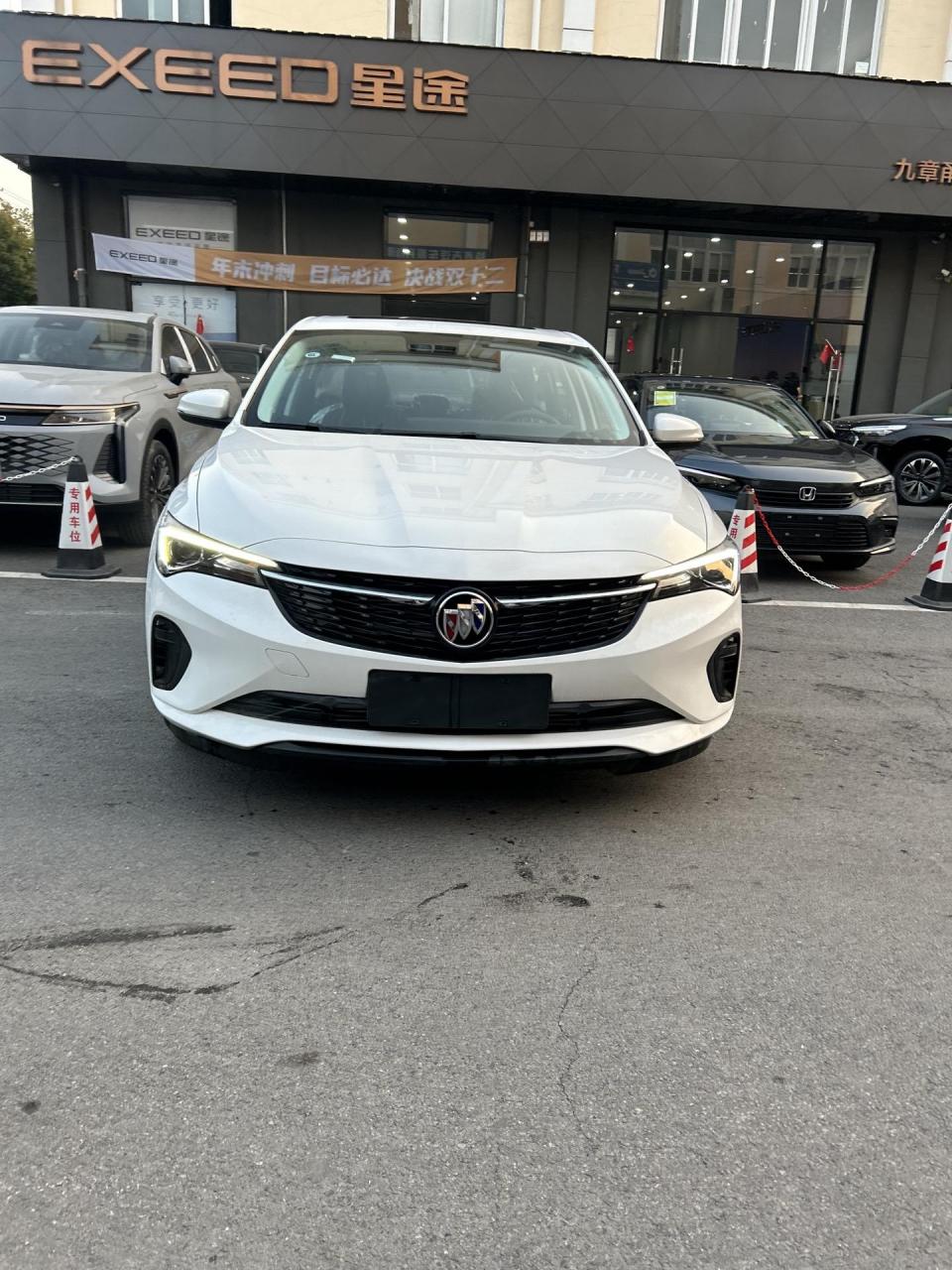 别克威朗2024年3月份车.