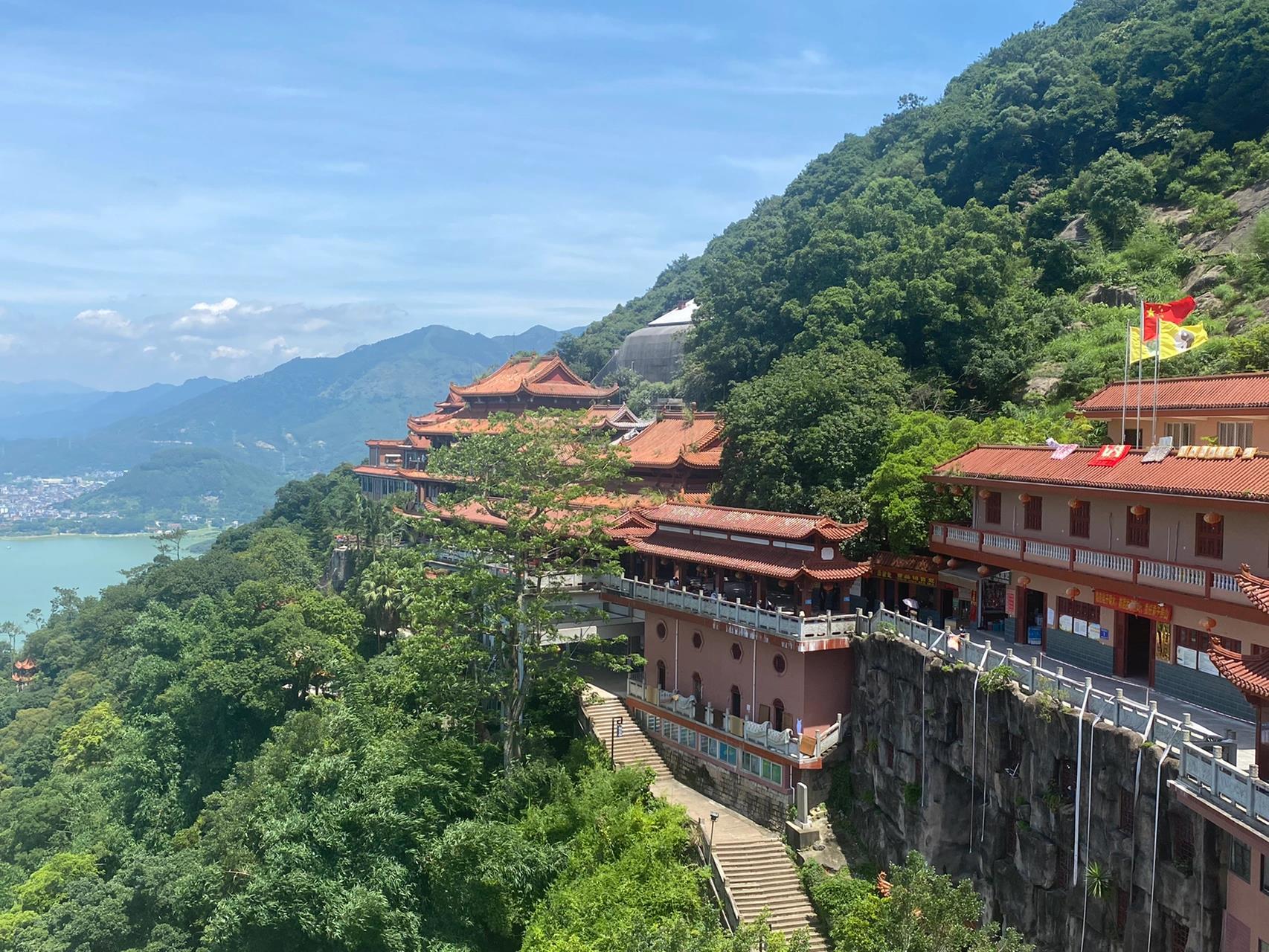 福清石竹寺九仙宫祈梦之行 年初听朋友说起说福建福清市的九仙君祈梦