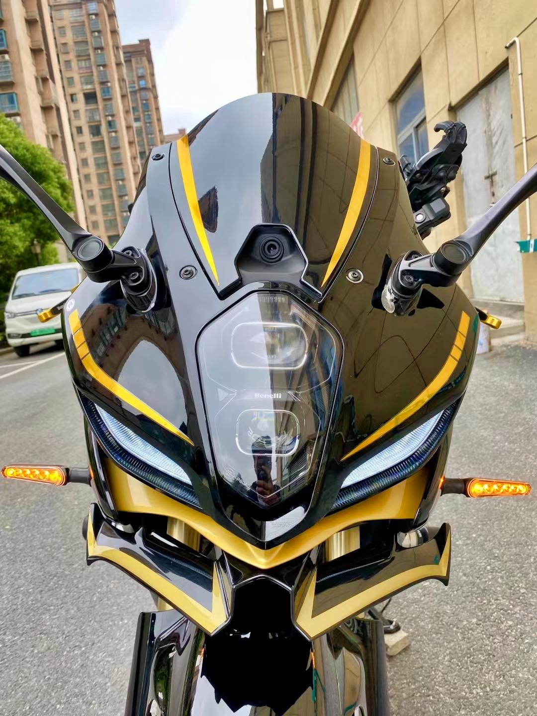 2021贝纳利飓风302