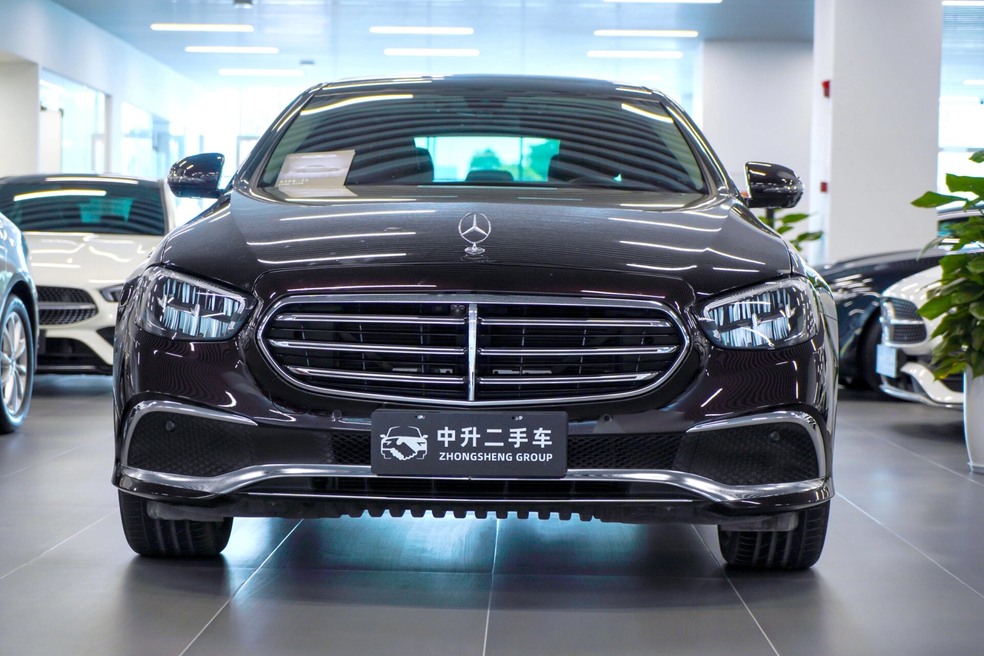 比黑色e300l更深邃的红宝石黑你看行吗车型 官方认证二手车