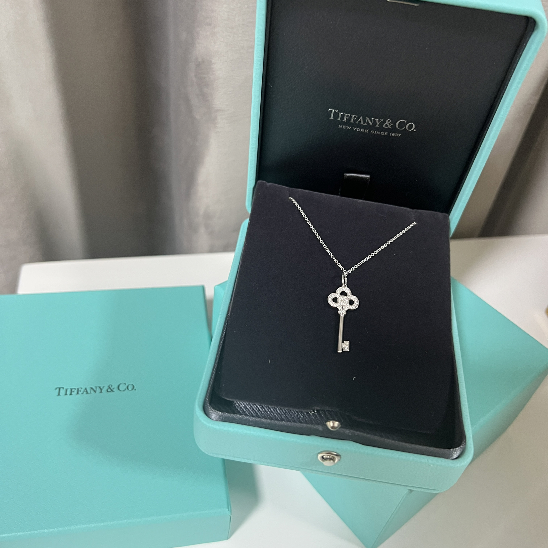 tiffany keys系列 迷你半钻皇冠钥匙吊坠 我的新年礼物～迷你号 配的