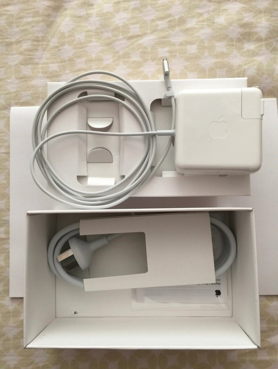 2电源适配器原装正品 老款macbook air电脑原装充电器,t型充电头,全新