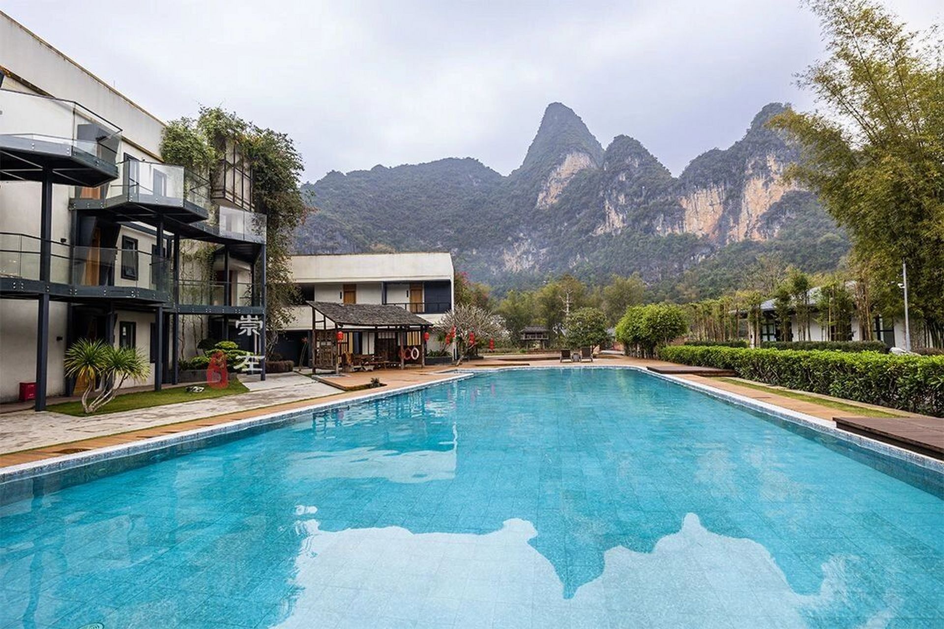 明仕田园住宿推荐 很多来到明仕田园的游客,都会选择在景区内住一两晚