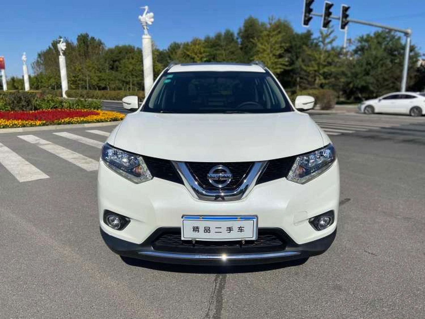 5领先 16年 日产奇骏 2.