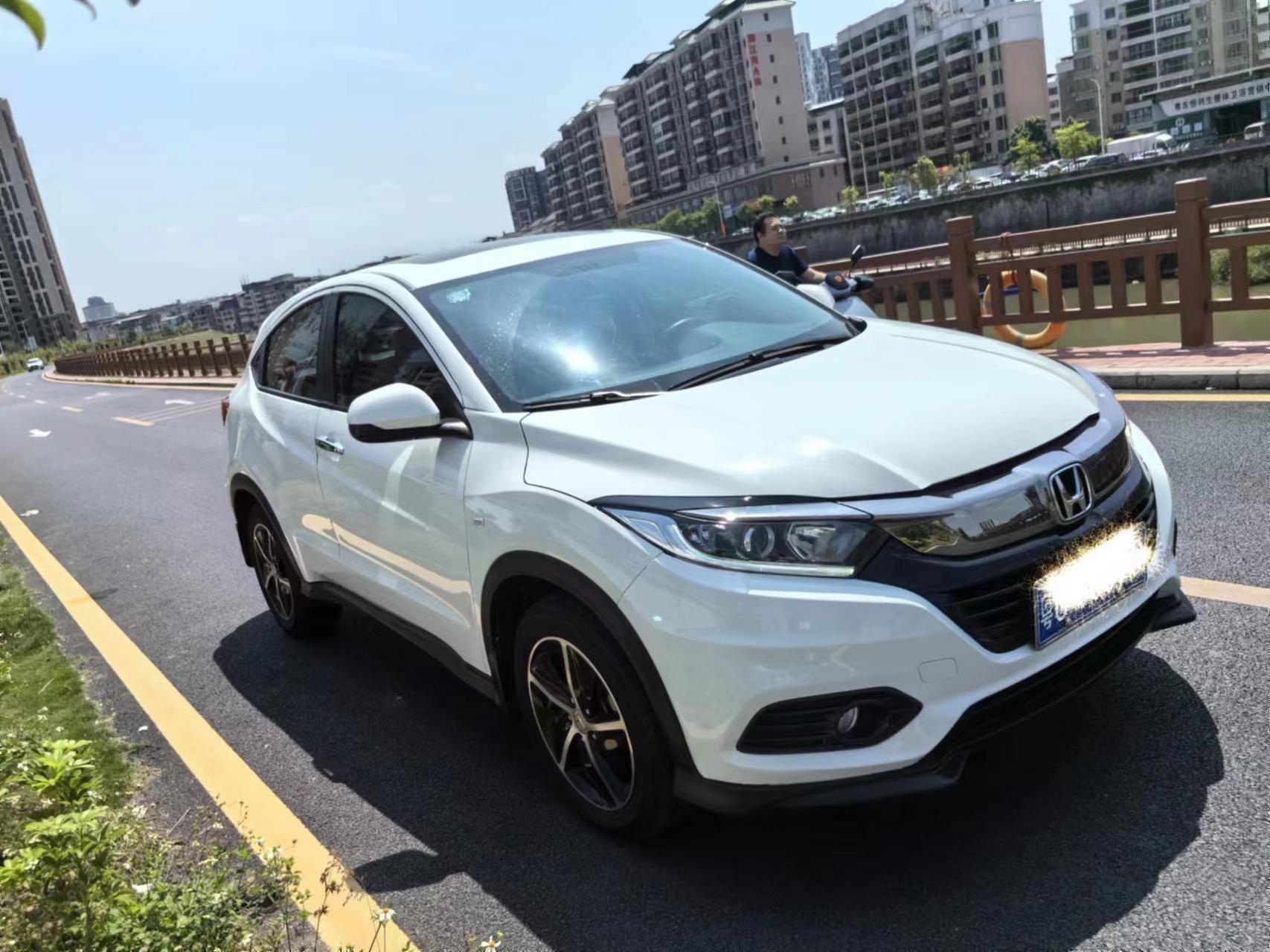 2022年 本田缤智 一手车 1.5l自动先锋版,安全行驶3万公里,精品车况