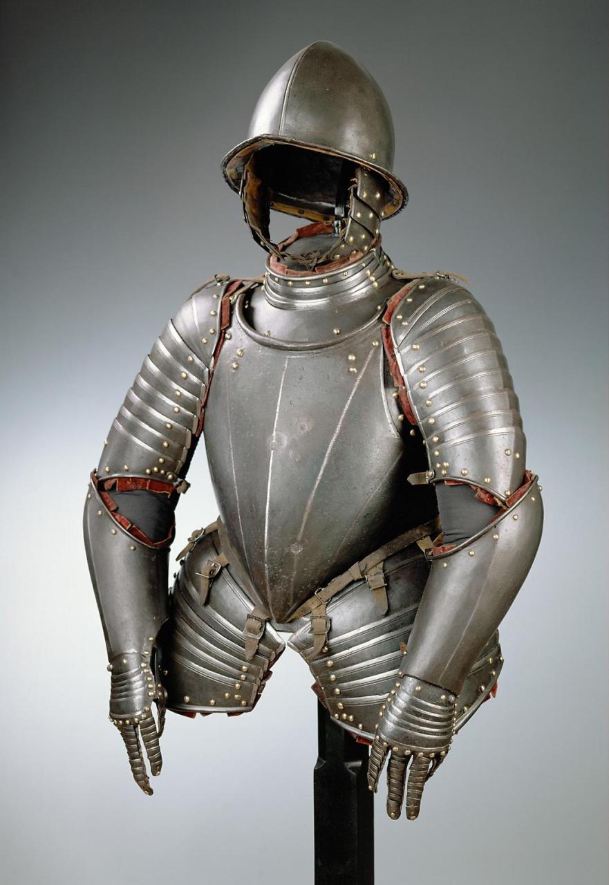 一副荷兰文艺复兴时期的半身甲献上 更多精彩图文,尽在武备图说钩沉