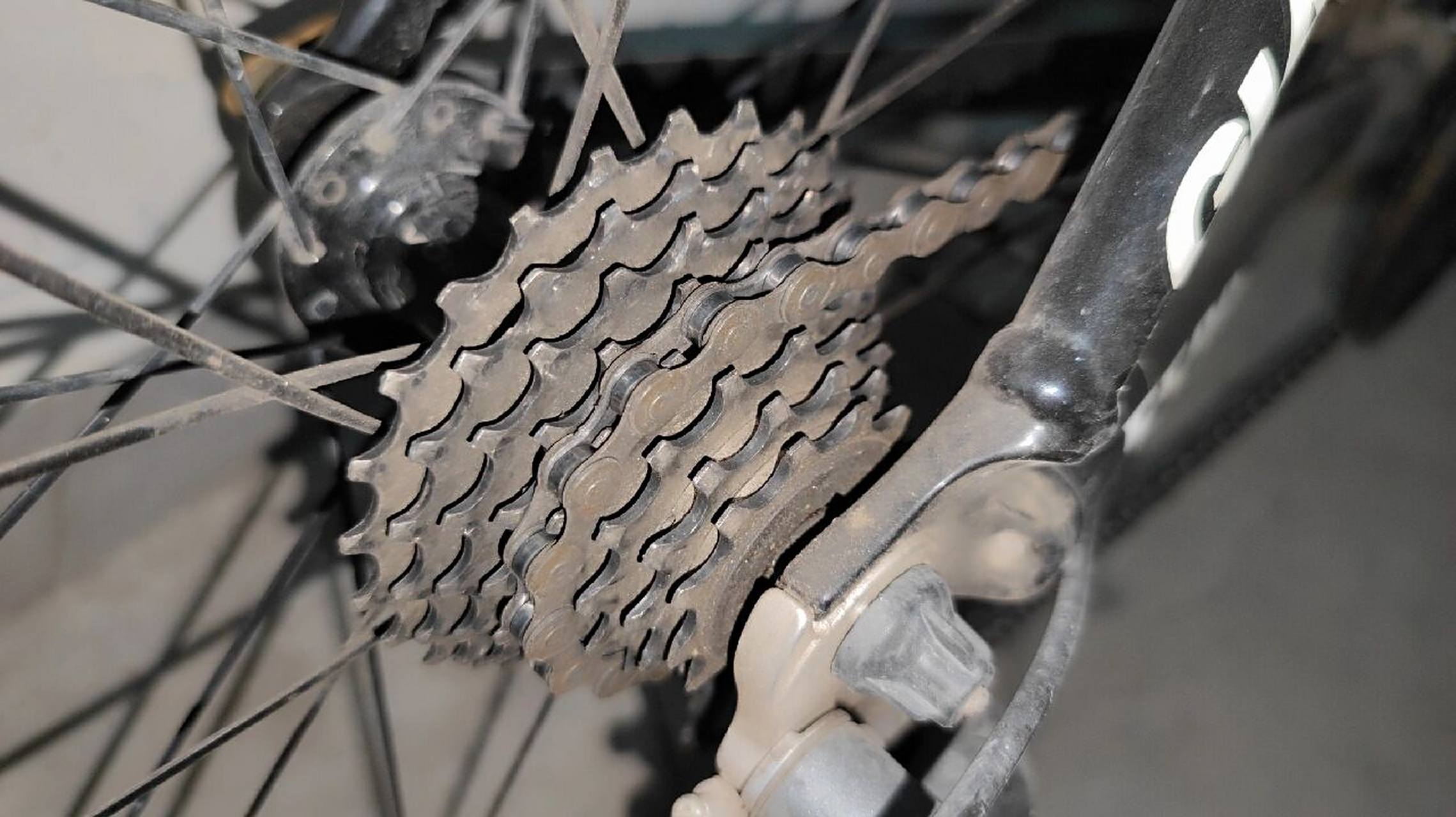 公路车牙盘磨损程度 我都没有想到 昨天看了牙盘价位,禧玛诺378一个