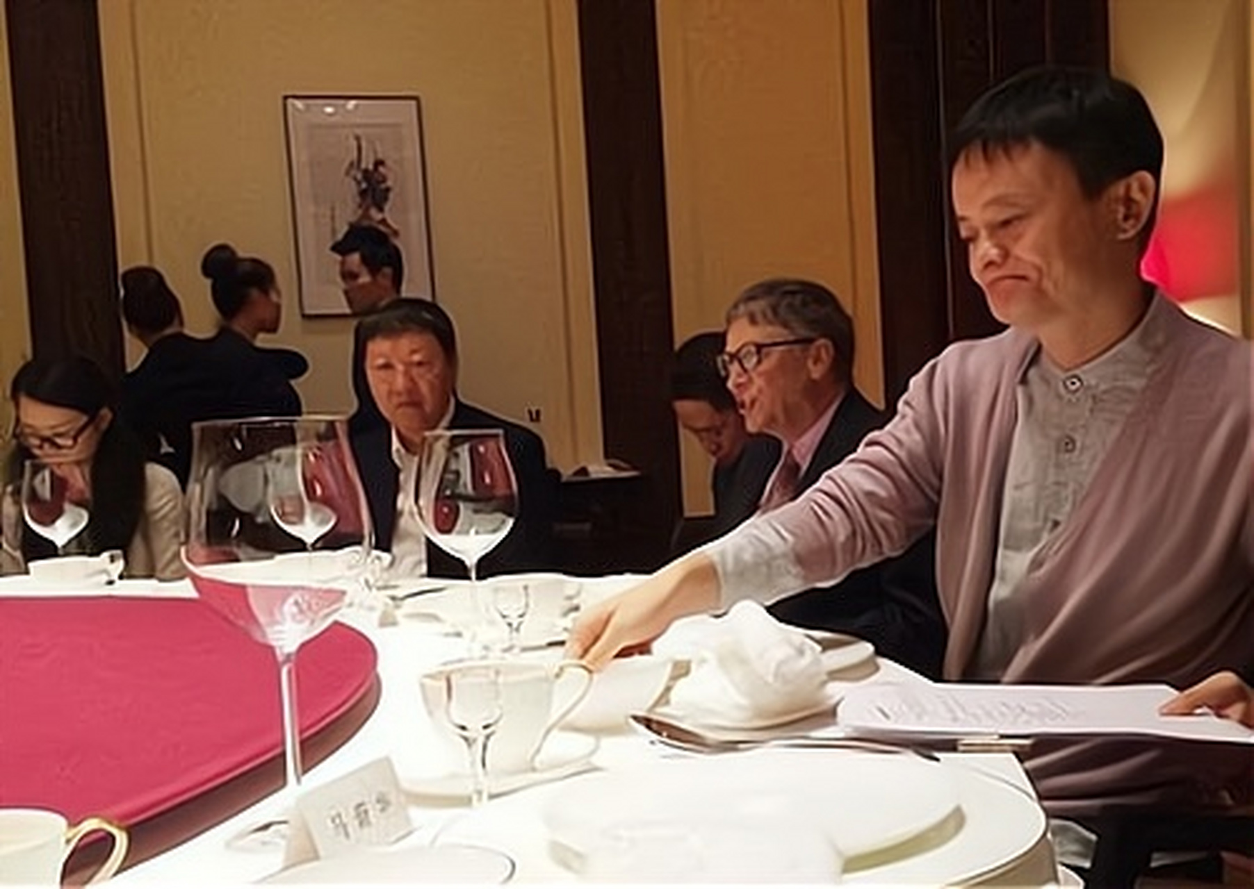 世界最有钱的两个人一起吃饭# 世界首富马斯克与