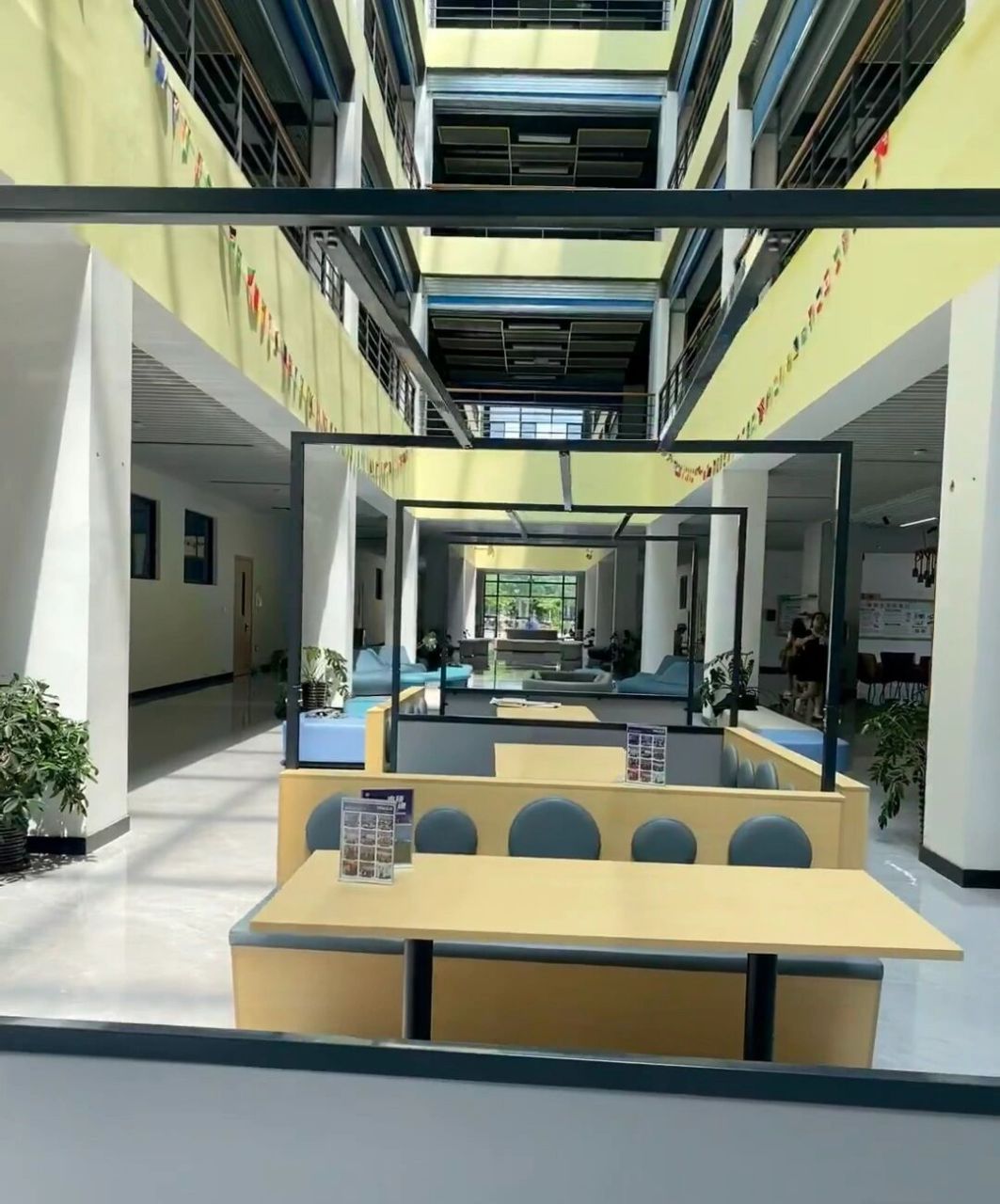 相册里的学校——南宁理工学院 炙热的青春有迹可循