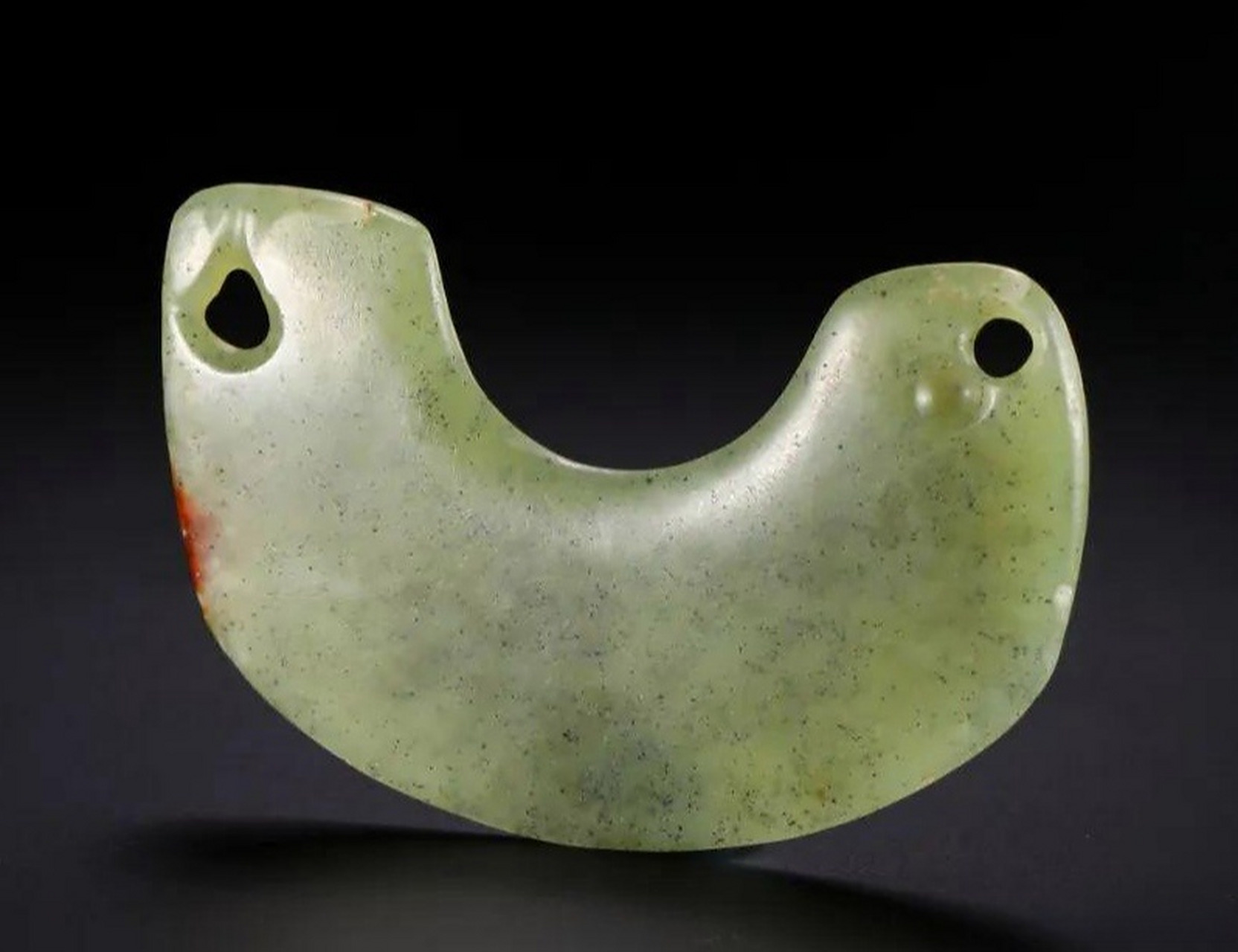 古玉超话虽然乍一看像是玉璜,但是在红山文化背景下,这应该只是一个对