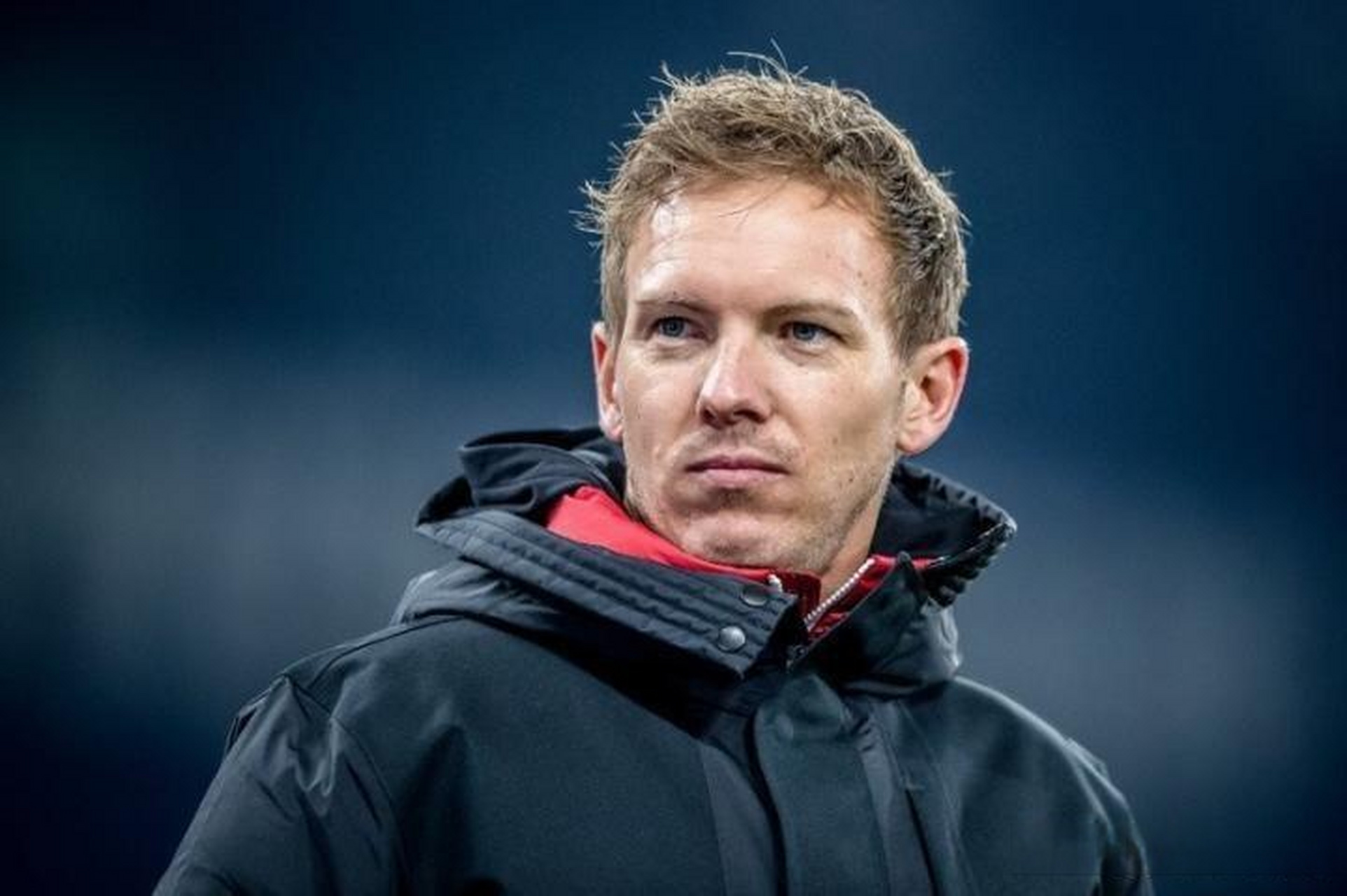 现在德国国家队为什么喜欢打无锋?