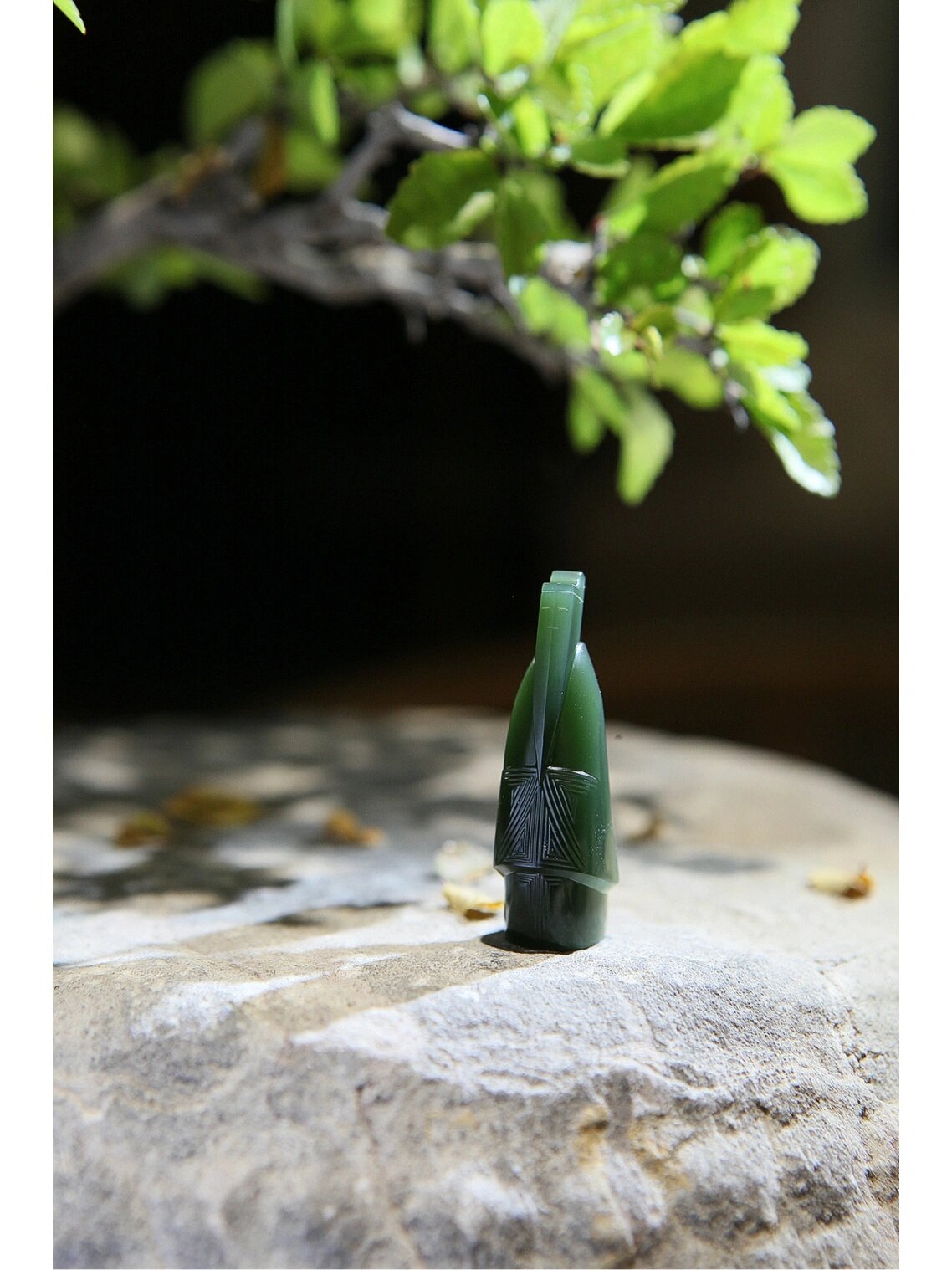 汉代玉辟邪三宝之一 玉翁仲