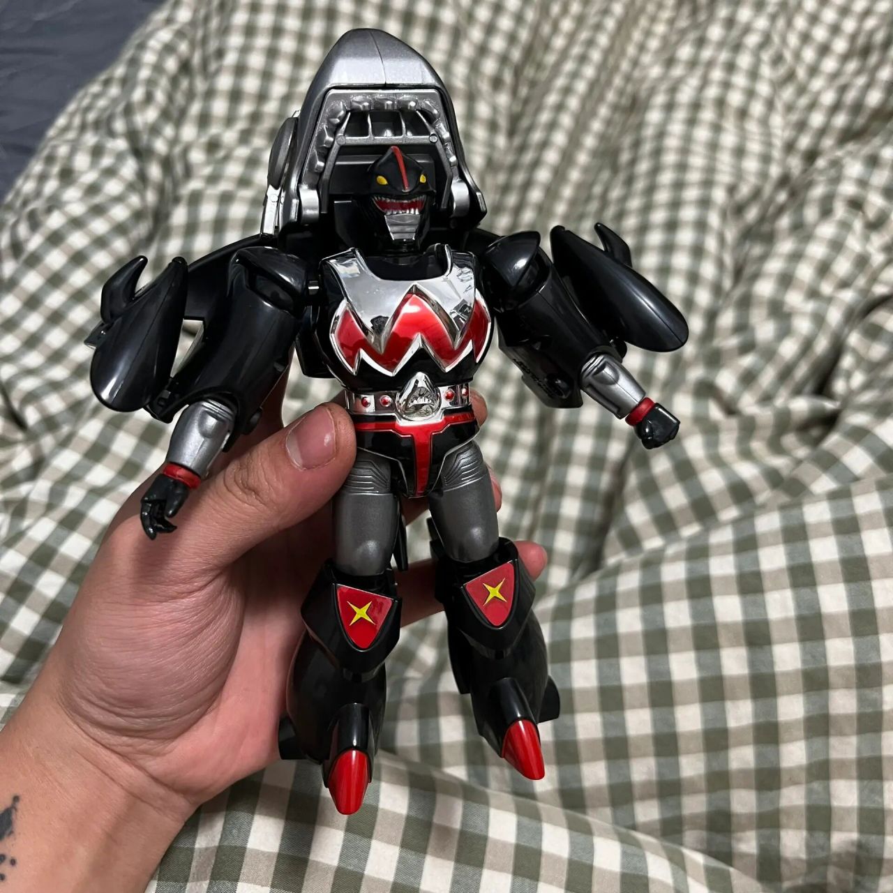 铁甲小宝最帅鲨鱼辣椒 这个鲨鱼辣椒太帅了co版带牙刷