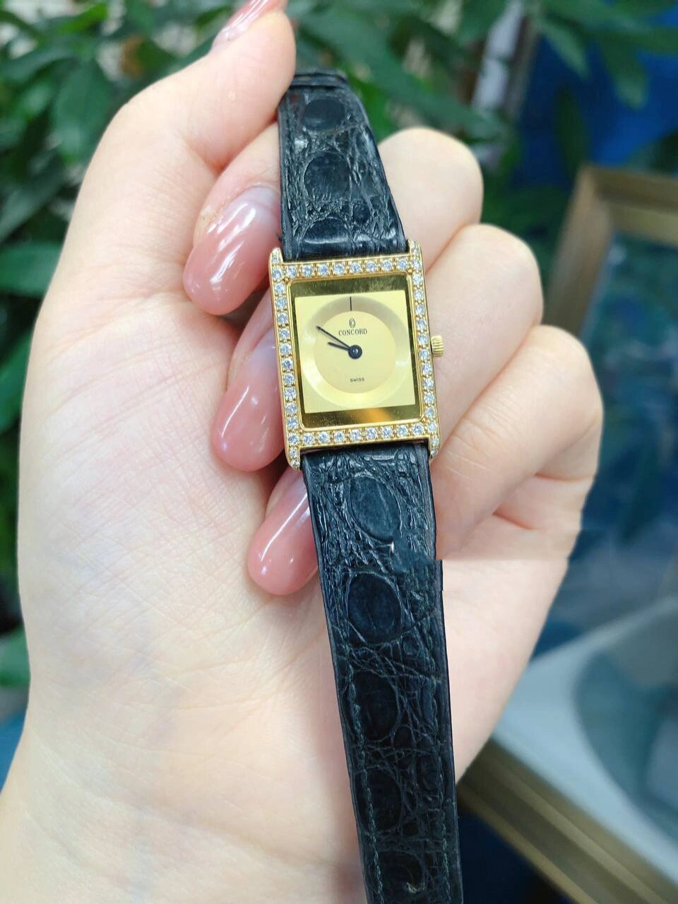 9890 concord 君皇石英腕表 rm7990 全k18金材质,镶嵌钻石96走