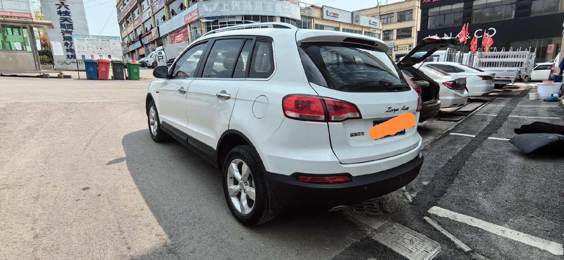 最新到店2016年上牌众泰大迈x5自动挡1.