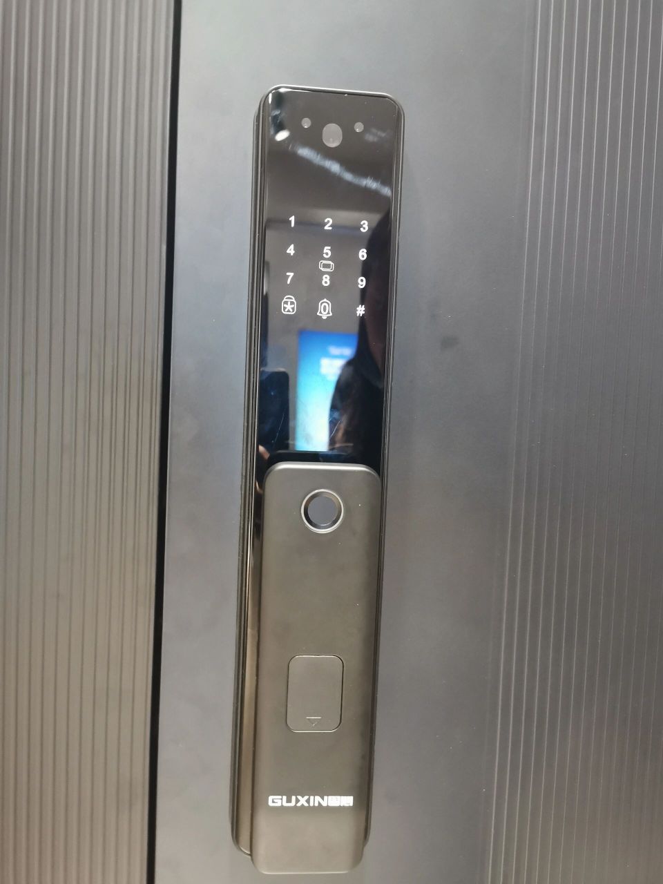 王力gl097 王力安全门gl097 锁体:防爆锁 填充:航空铝箔 指纹锁:原厂