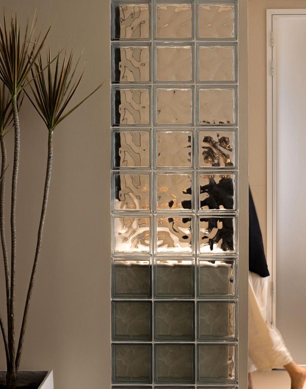 干湿分离卫生间 | 不听劝做了玻璃砖隔断 (附定制尺寸) 我家套内85平