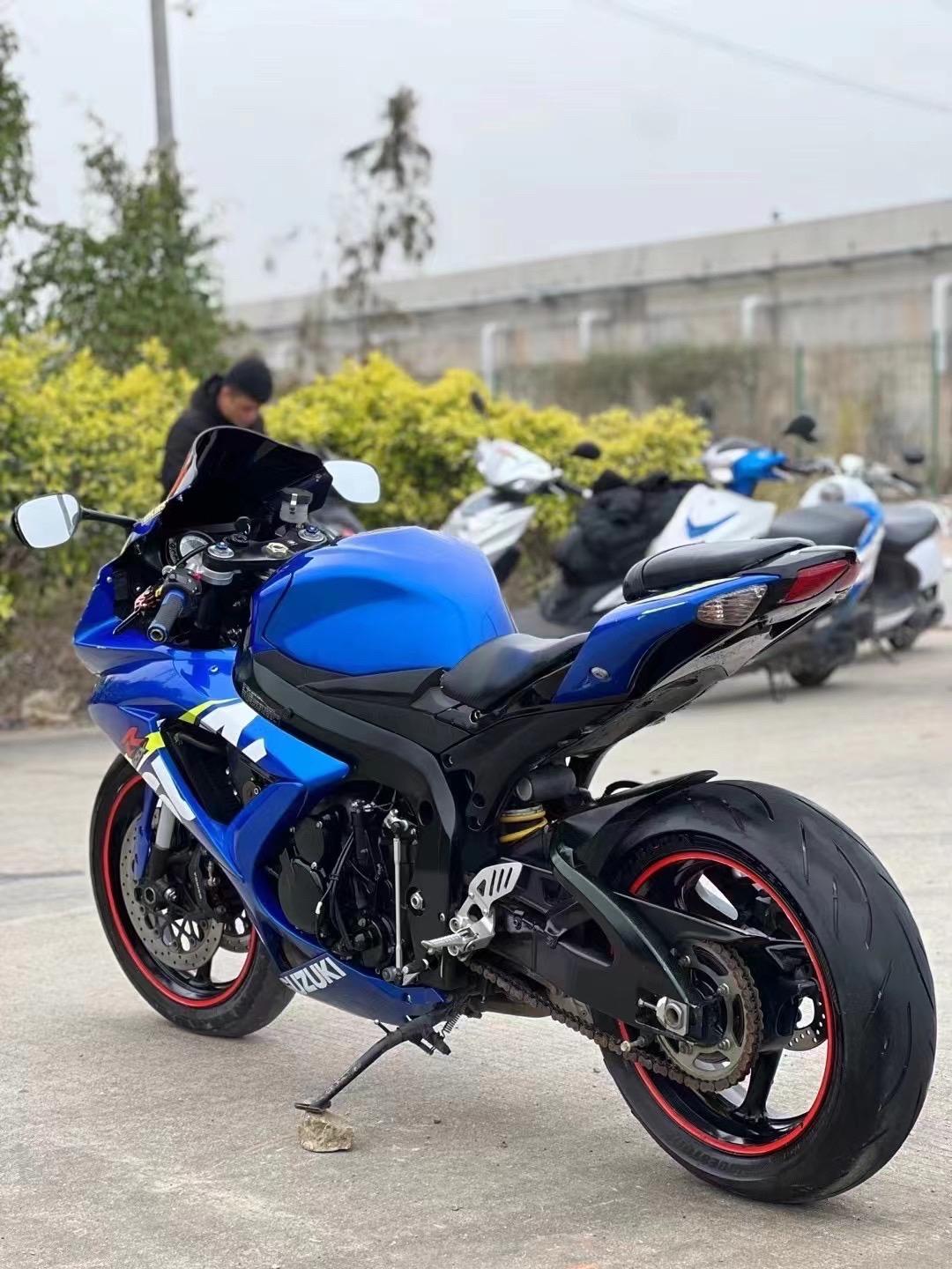 铃木k8中r 750cc 一米五轻松驾驭不挑身高 改装正品天蝎排气