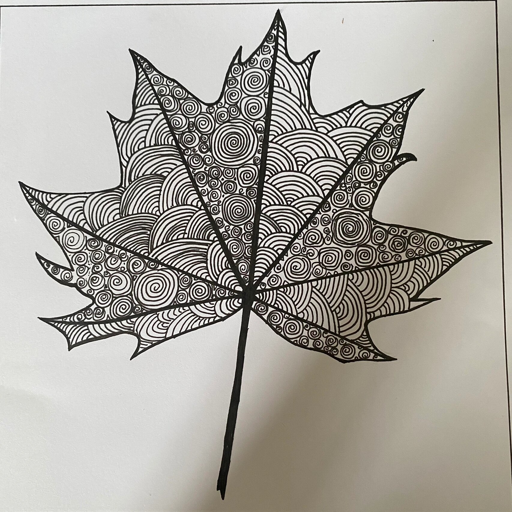 p1 渐变构成 p2 点线面 p3线的构成(树叶里的花纹可以自己修改,每格