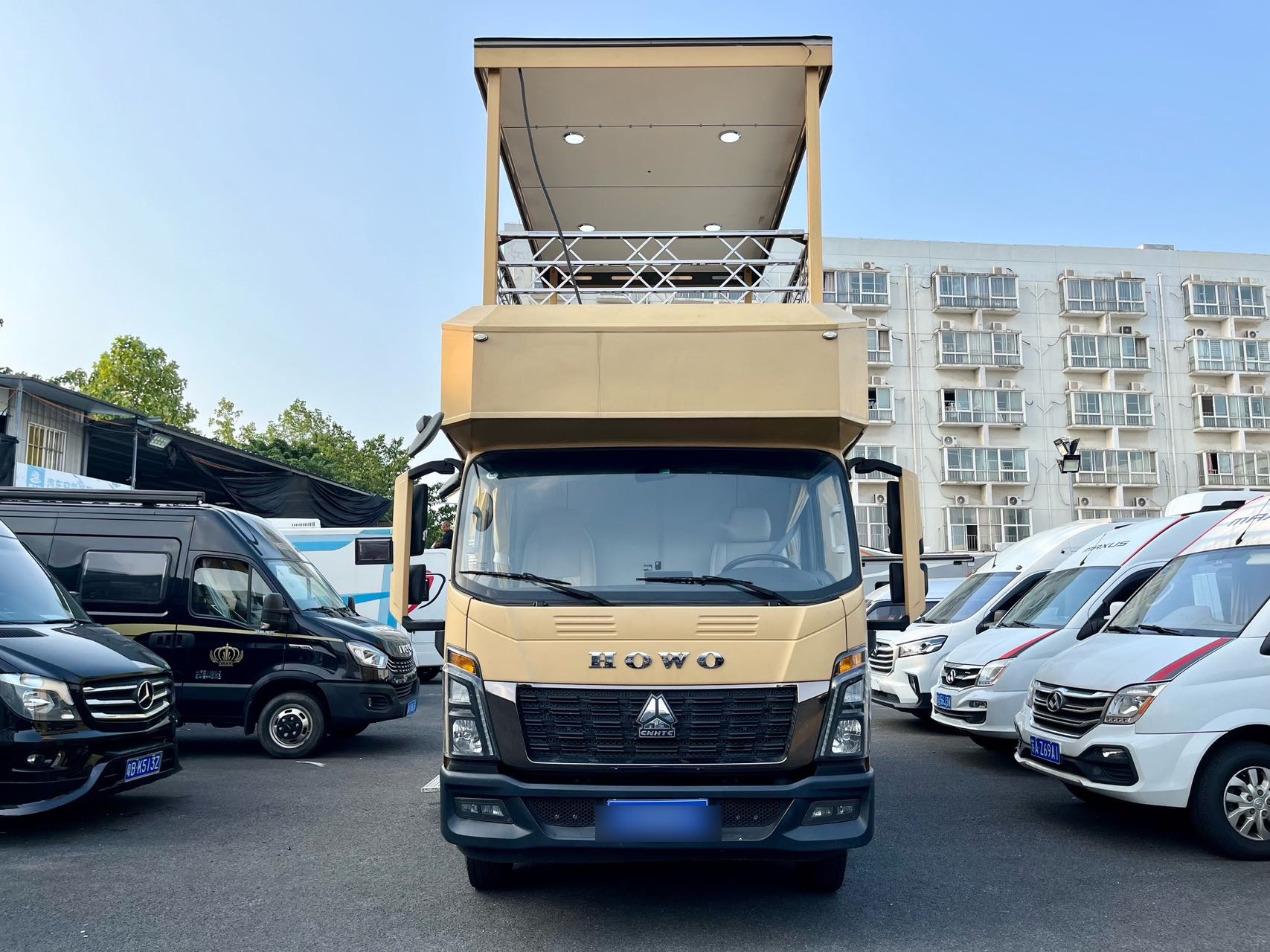 重汽豪沃轻卡房车