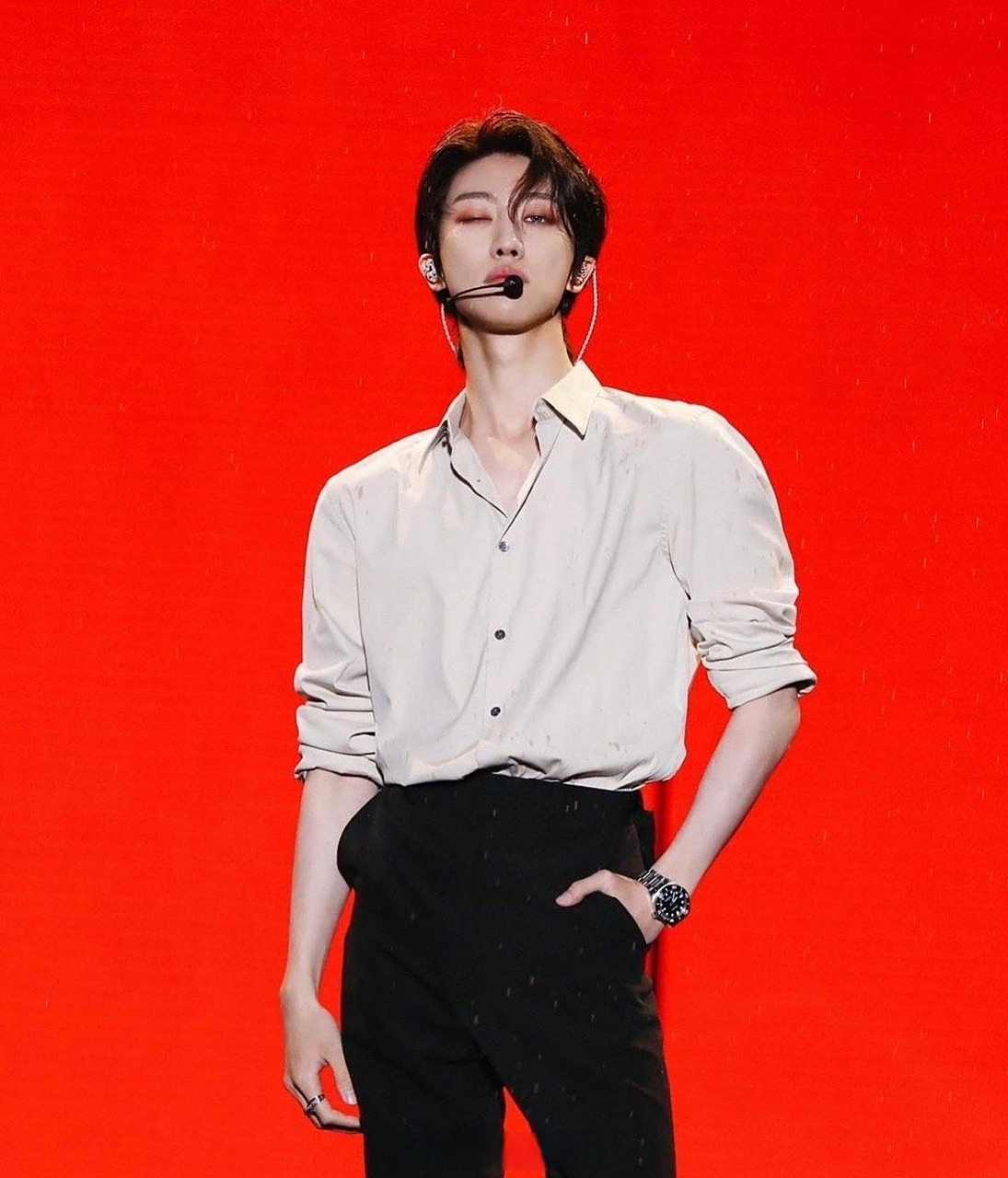 徐明浩脱衣服干活#穿衣显瘦,脱衣有肉,这样的身材也太让人羡慕了呀