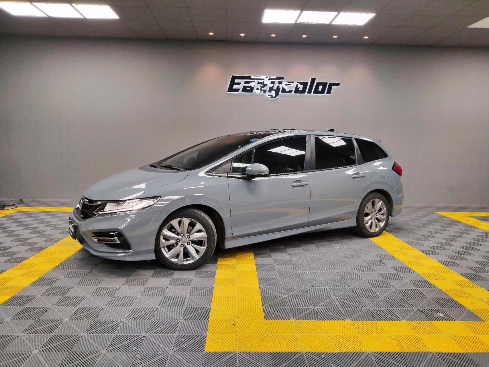 停产了也挡不住对它的喜爱,杰德改色经典款水泥灰