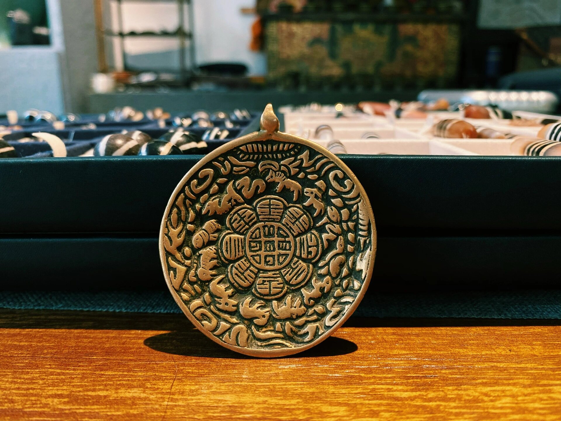 八卦牌雕刻的简单介绍 八卦牌镌刻
的简单

先容
（八卦牌怎么用） 雕刻