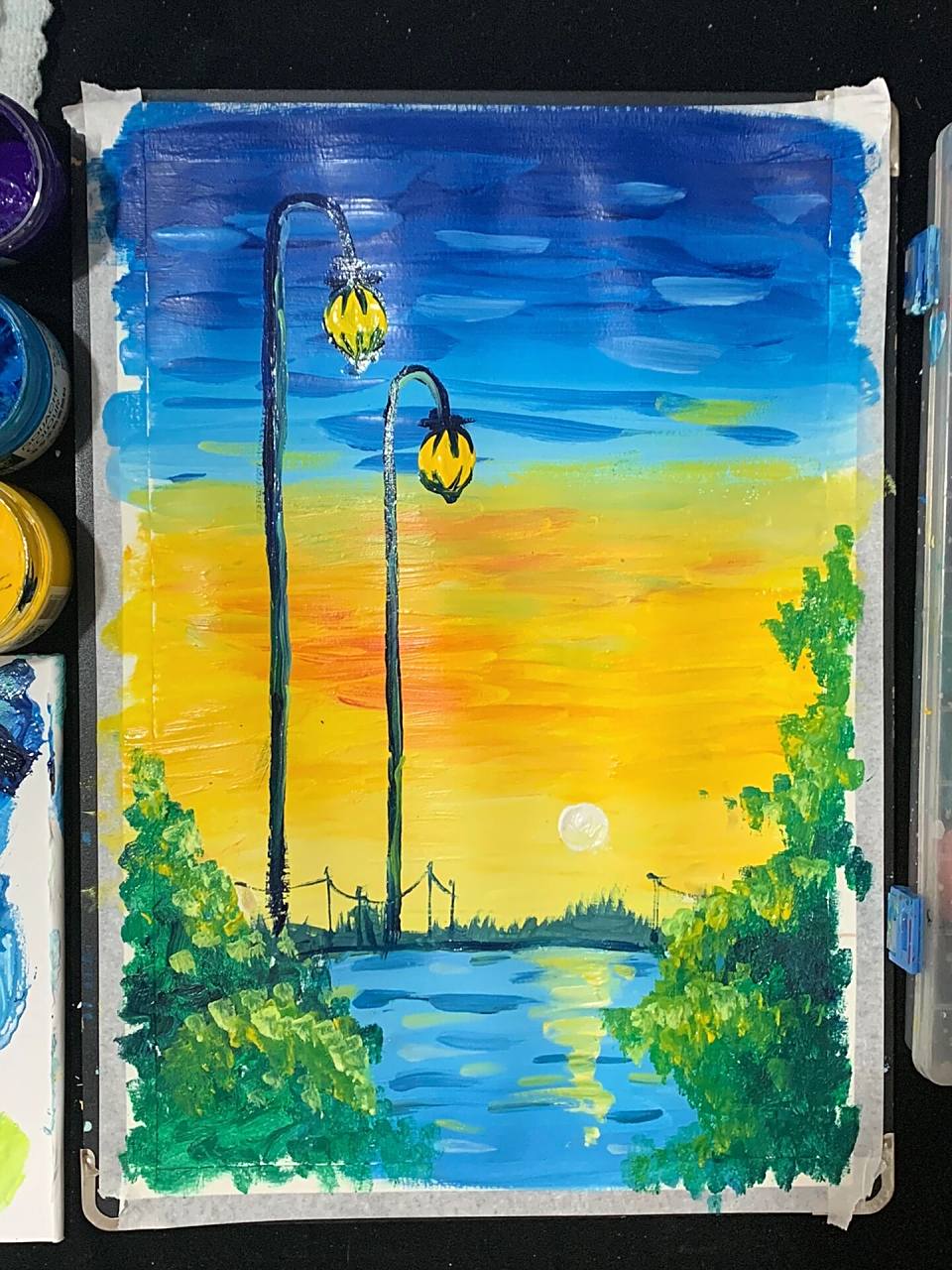 7-9岁儿童水粉《落日下的景色》 附步骤图,是临摹的