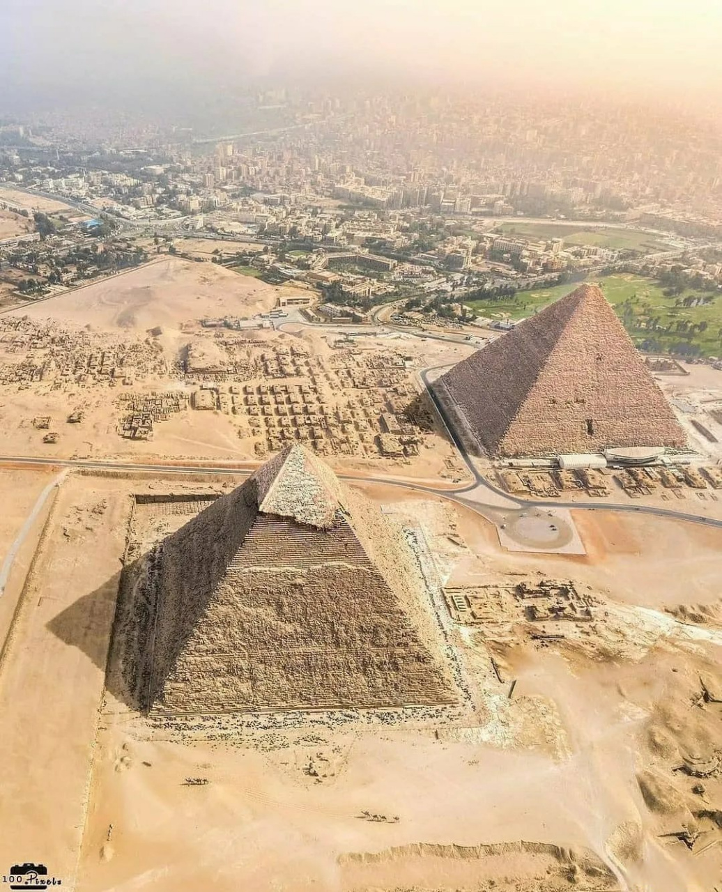 但是下面这组图从一些罕见的角度,让你重新认识金字塔!