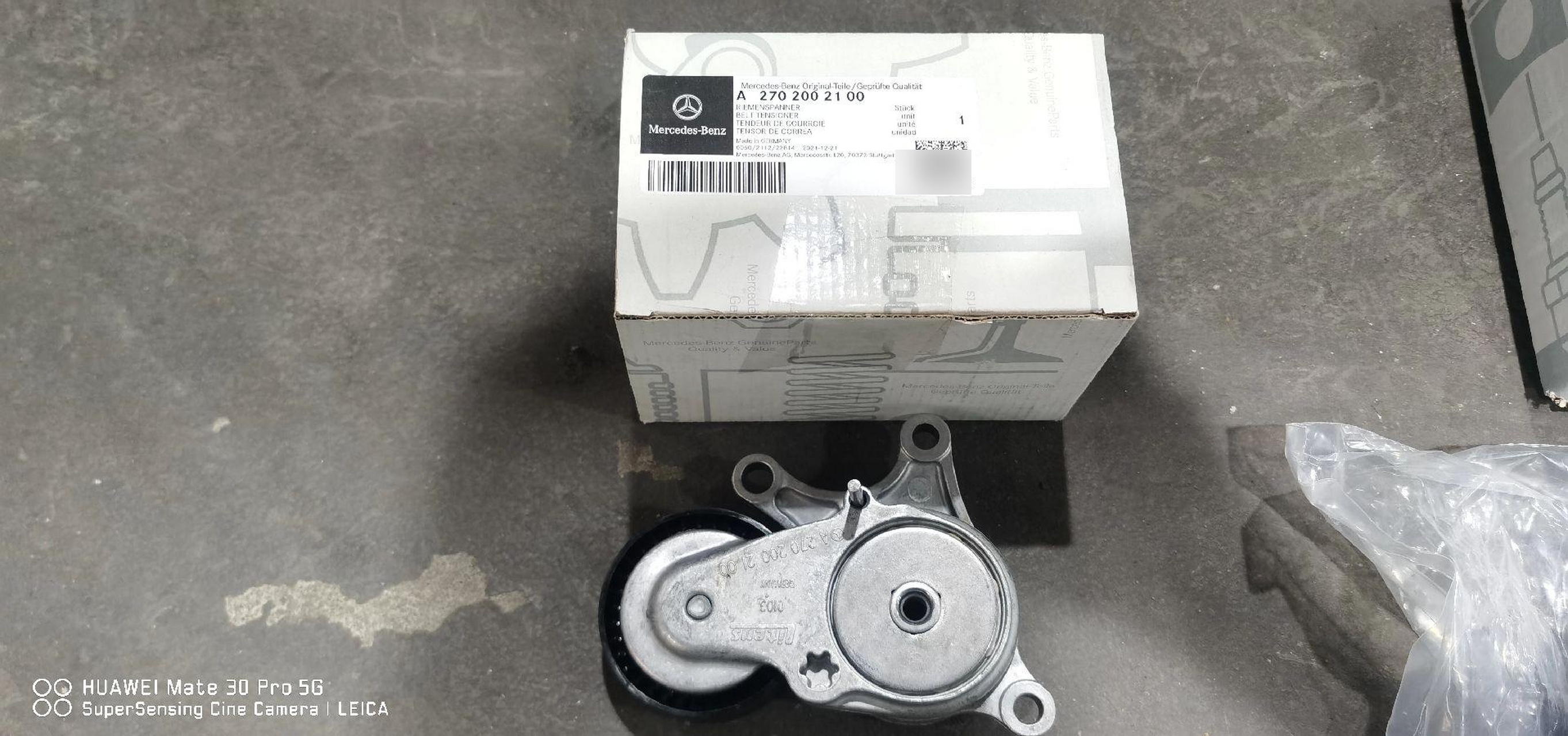 奔驰b200l 10万公里更换水泵,发动机皮带,皮带张紧轮 奔驰e300l 2万5