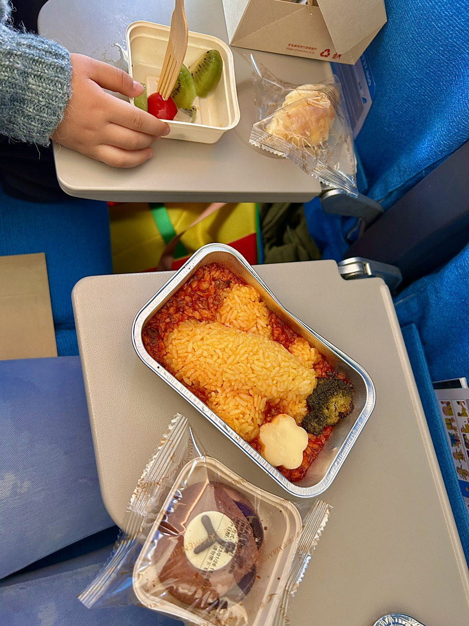 南航vs厦航儿童飞机餐对比 图12是厦航的 不得不说厦航越做越好 这一