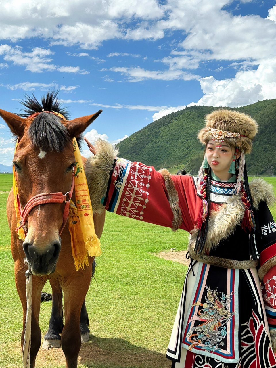 98草原骑马|藏服拍照|心中的日月 来到香格里拉怎么能不穿藏服拍照