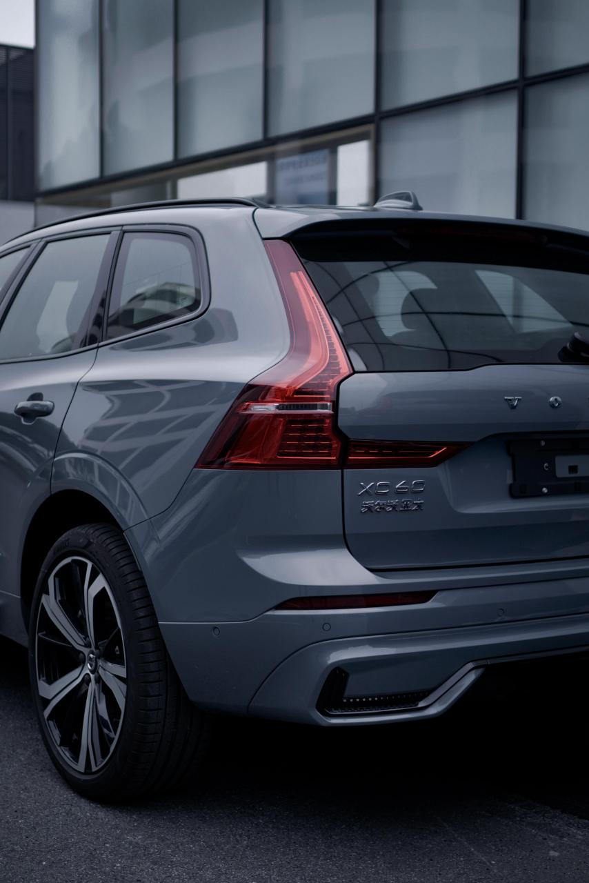 进来看看闪银灰运动版xc60