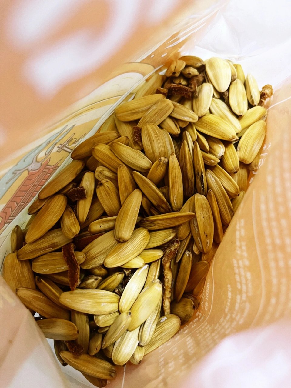 陈皮味金瓜子-瓜子界的内卷王 看这金灿灿的瓜子 每一颗都很饱满