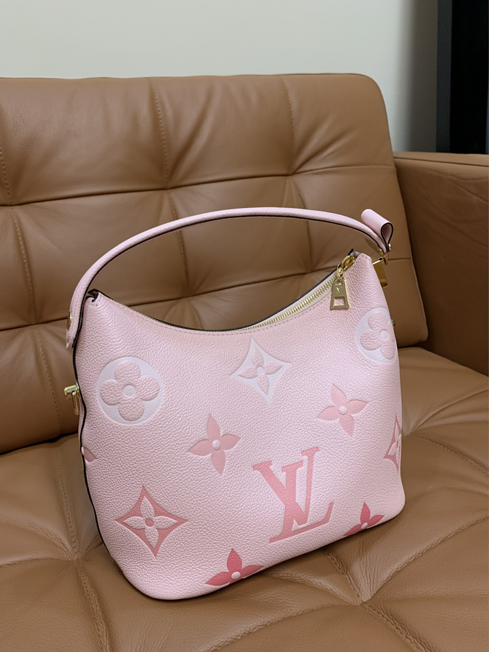 lv夏日限定99腮红粉:marshmallow便当包 2021夏日限定新款