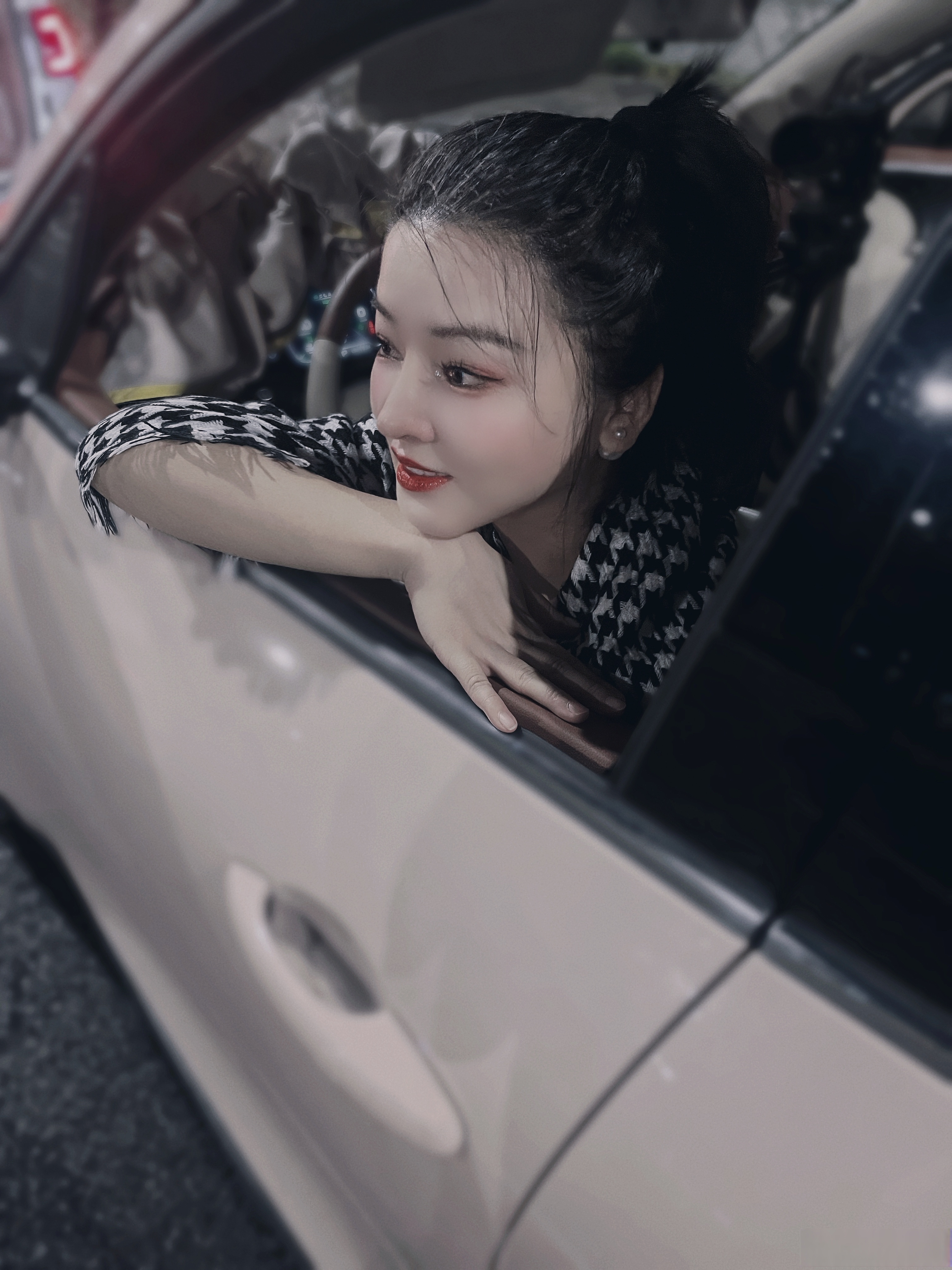 妹妹给拍的终于不再是被镜头拉宽的侧脸了