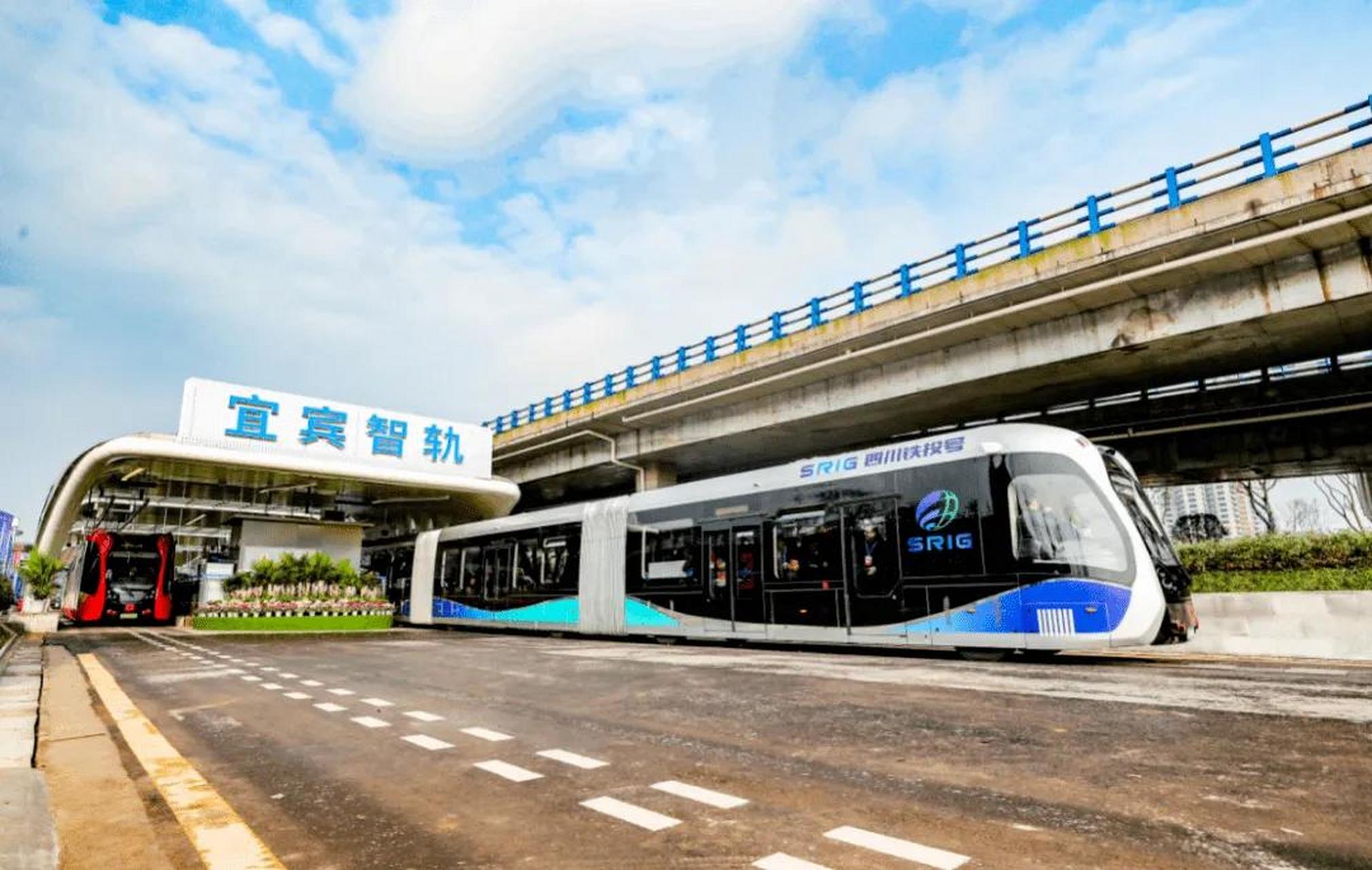 截至2022年四川地级市满足修轻轨的地级市:绵阳,宜宾,南充,达州,泸州.