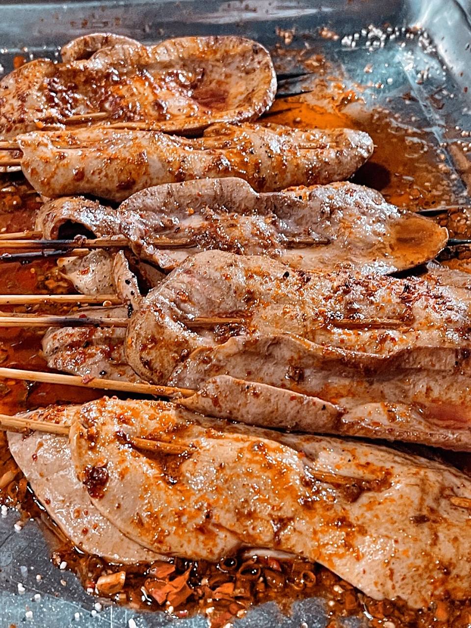 今天专门提前半小时来,总算吃到!确实是值得一来的烤腰片!相当霸道!