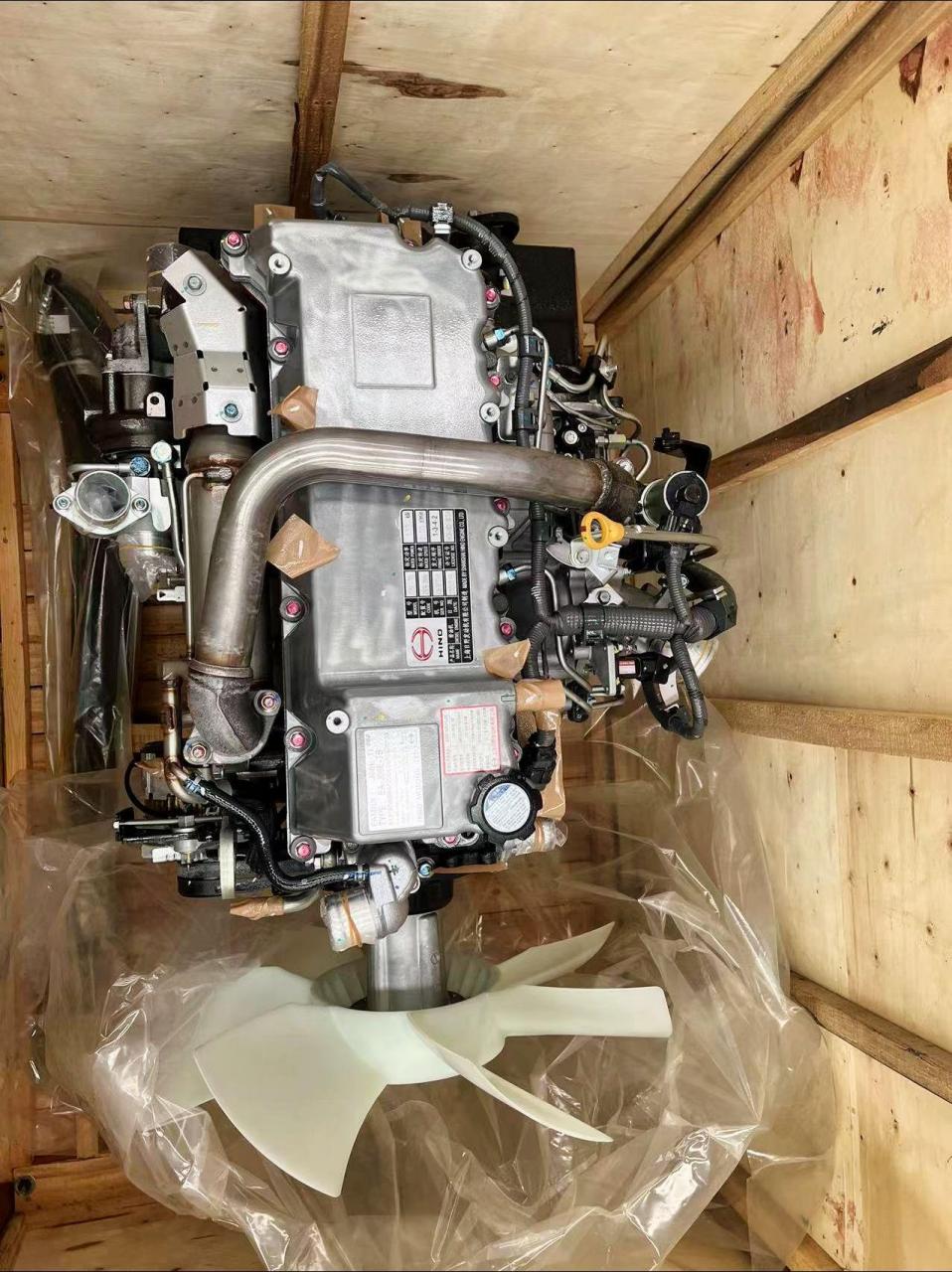 神钢250 350 460发动机配件.神钢日野专家