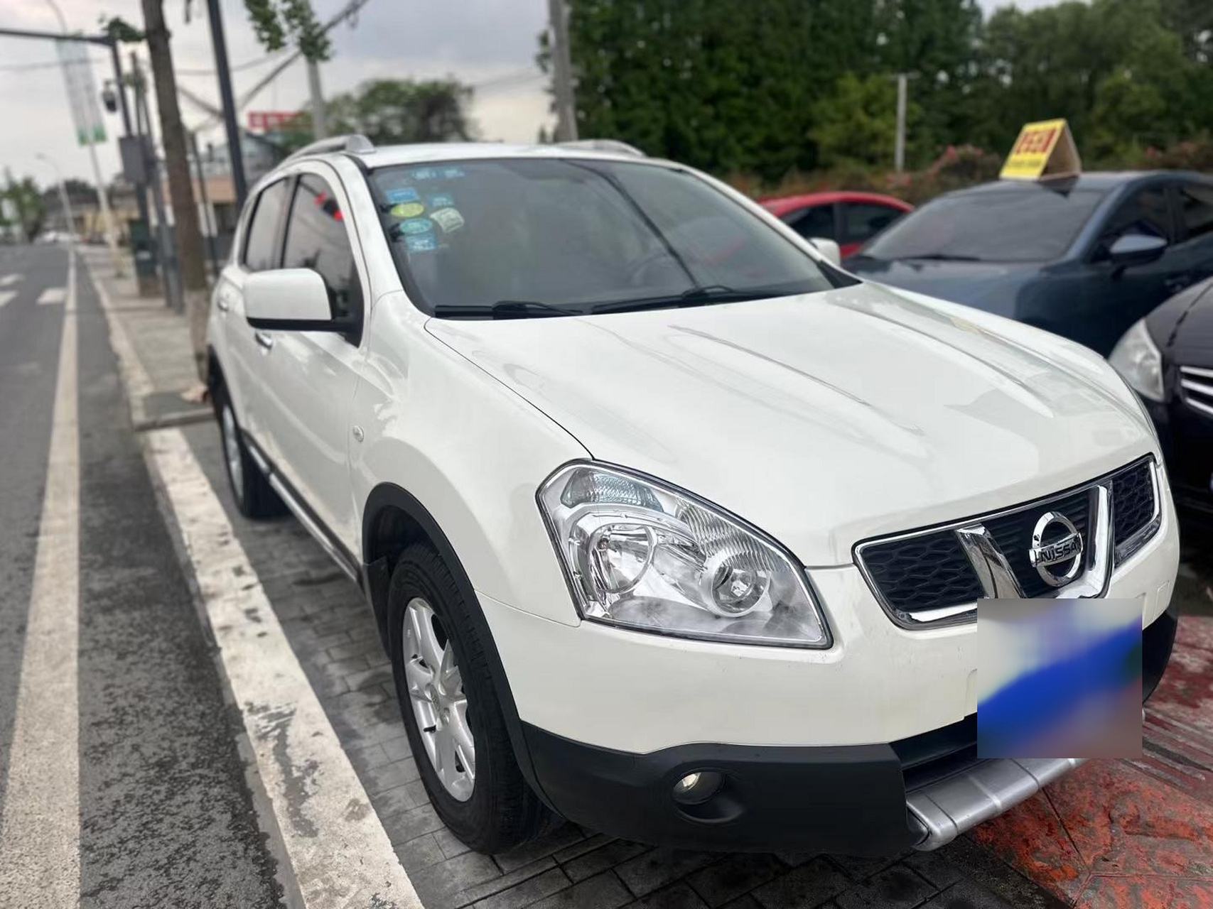 日产逍客2.0手动最好看的白色.拿下11年8月一手尼桑逍客 2.