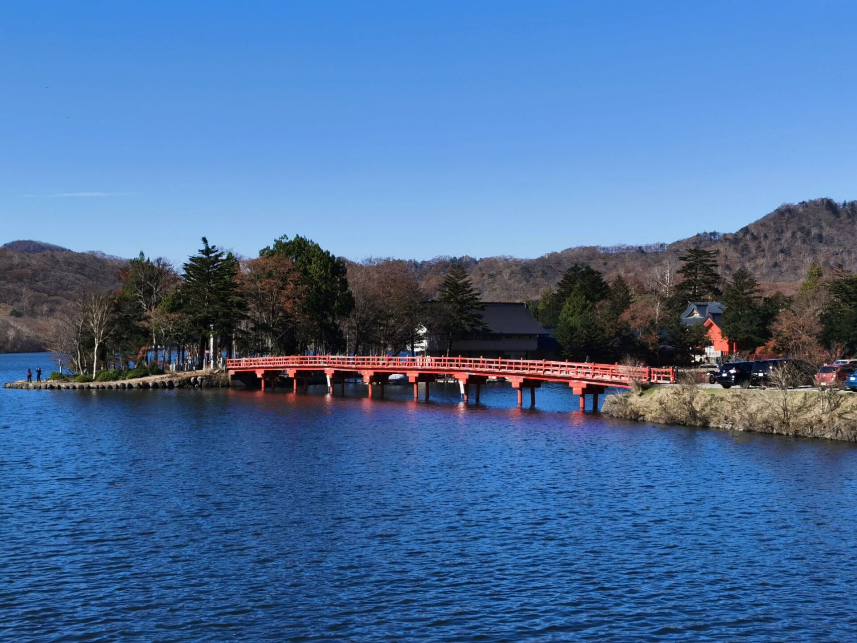 今天我要与大家分享我在日本赤城山的爬山体验.