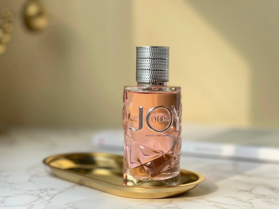 迪奥悦之欢 dior joy 100ml 虽然这款香水的网评号称2018年"滑铁卢"烂