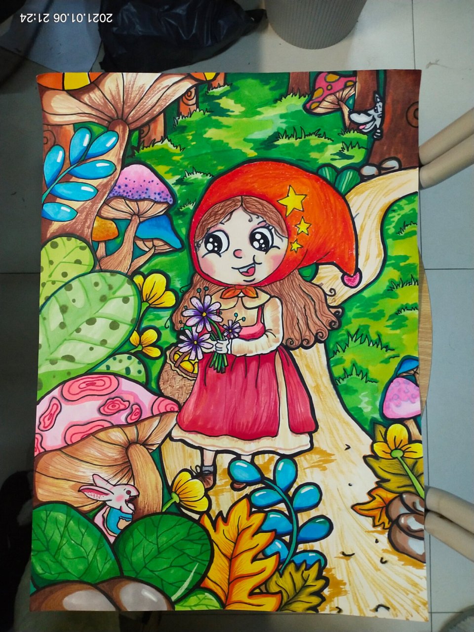 是临摹的 除了小红帽的帽子其他全是马克笔上色的,小红帽看着确实有点