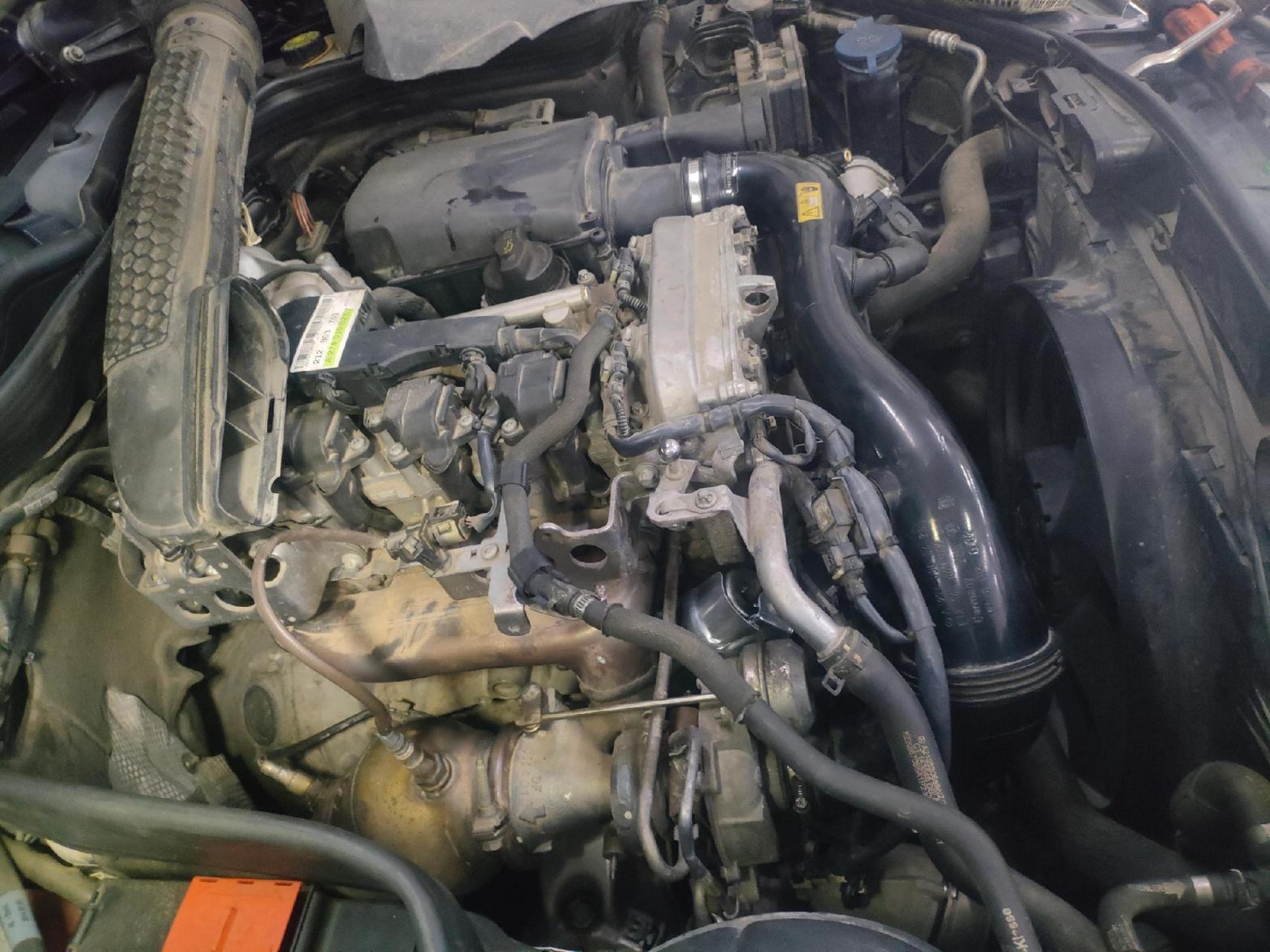 奔驰e320水泵更换,汽车保养与维修