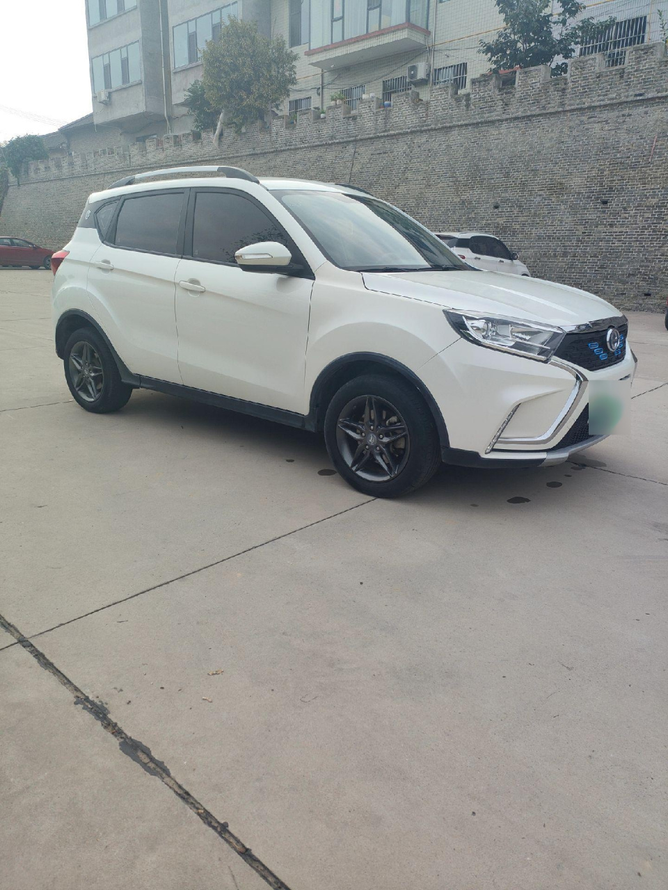 最新到店18年12月份江铃e400新能源电车,自动挡,带天窗,多功能方向盘