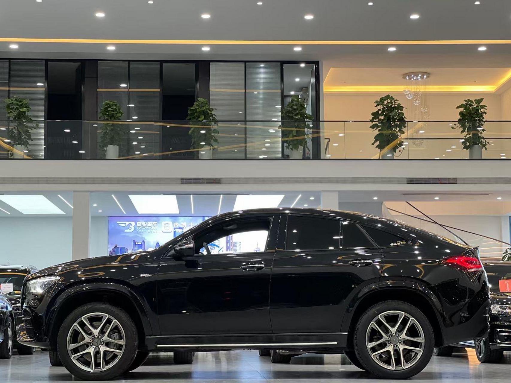 奔驰amg-gle53 轿跑,柏林之声,底盘升降,21寸轮毂,全景天窗,运动排气