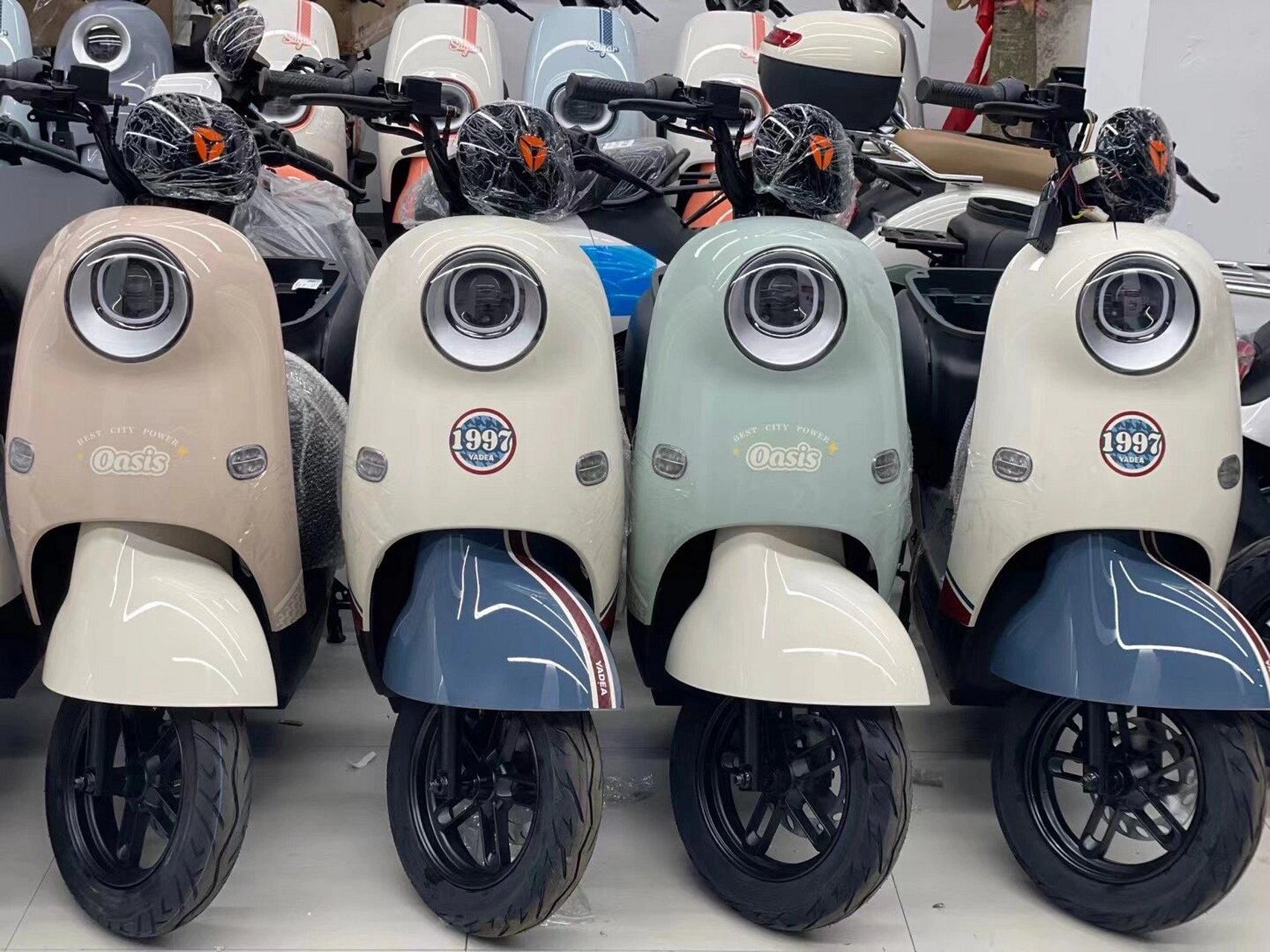 福州电动车 雅迪颜可01 小巧轻便车身 安全静音碟刹 超大档距,超强