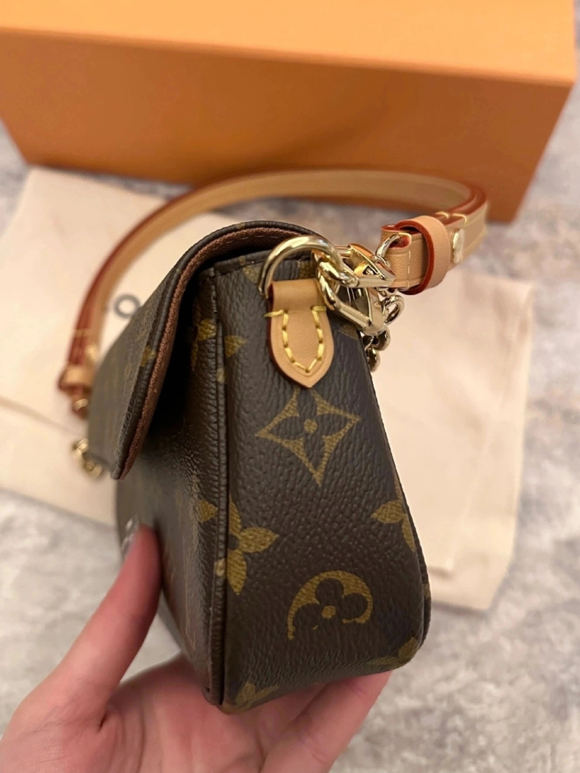 今日收包|11000收到一只lv的ivy 今天收到了一只lv的老花ivy,是一个