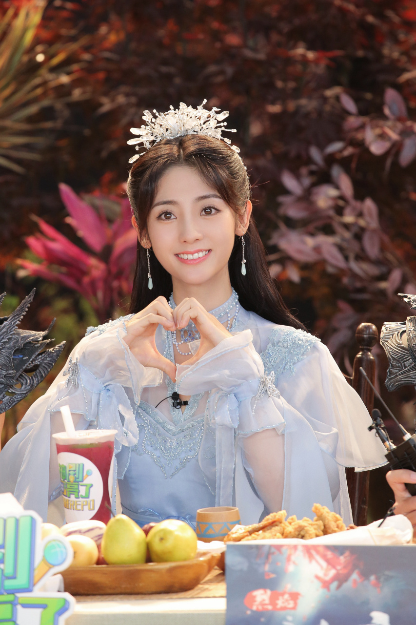 邢菲 白菜小机灵02@邢菲 #武庚纪直播