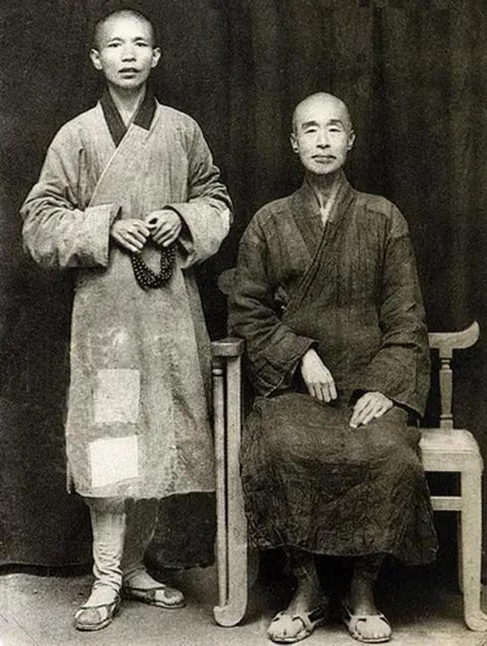 日本女子雪子满眼泪水问中国丈夫:"弘一法师,请告诉我,什么是爱?